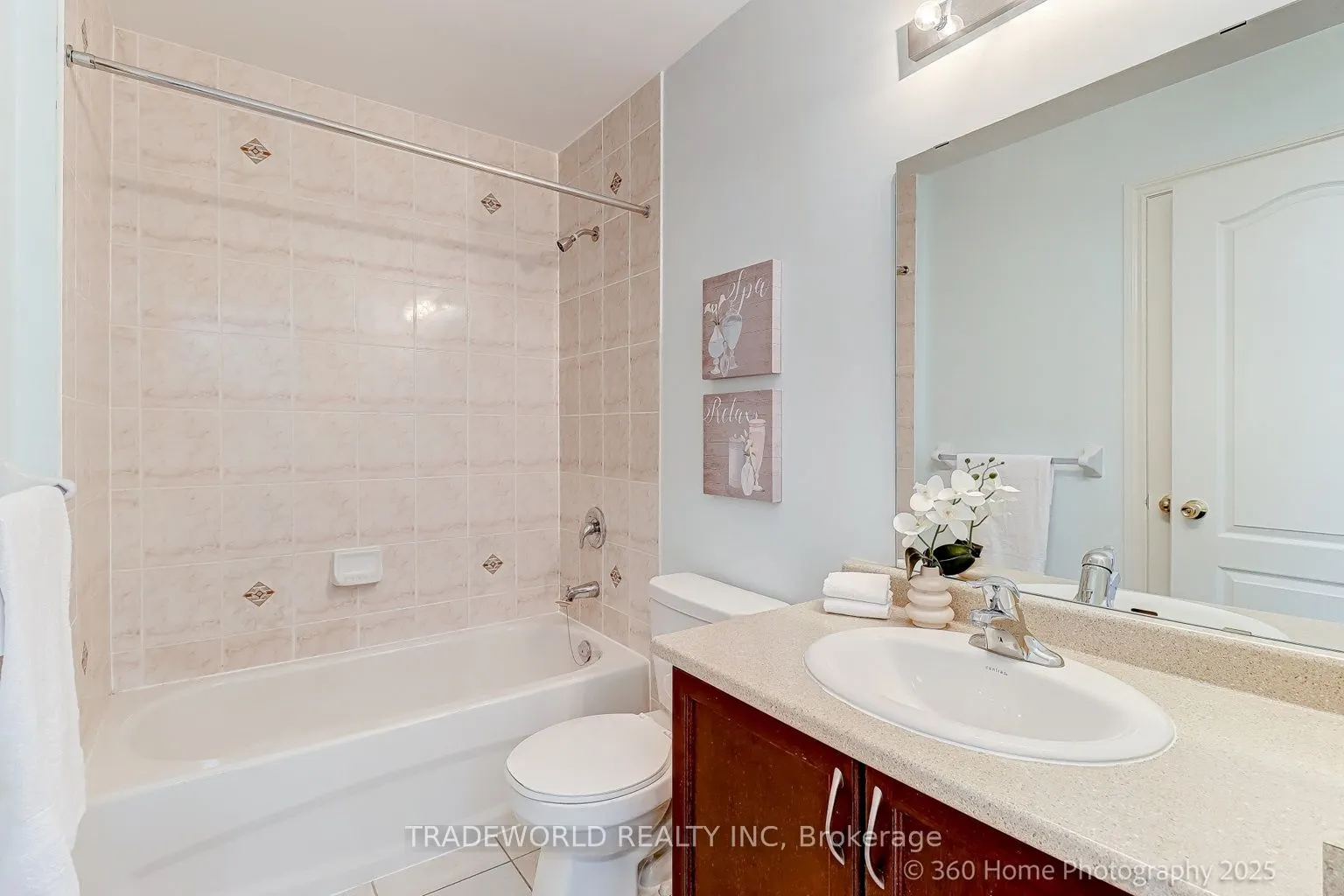 13 Empress of Australia Lane