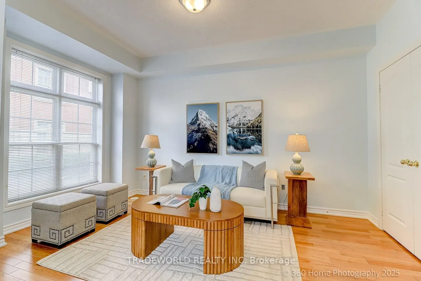 13 Empress of Australia Lane