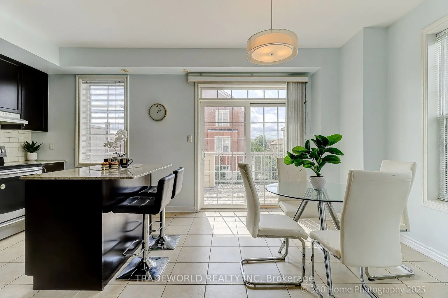 13 Empress of Australia Lane