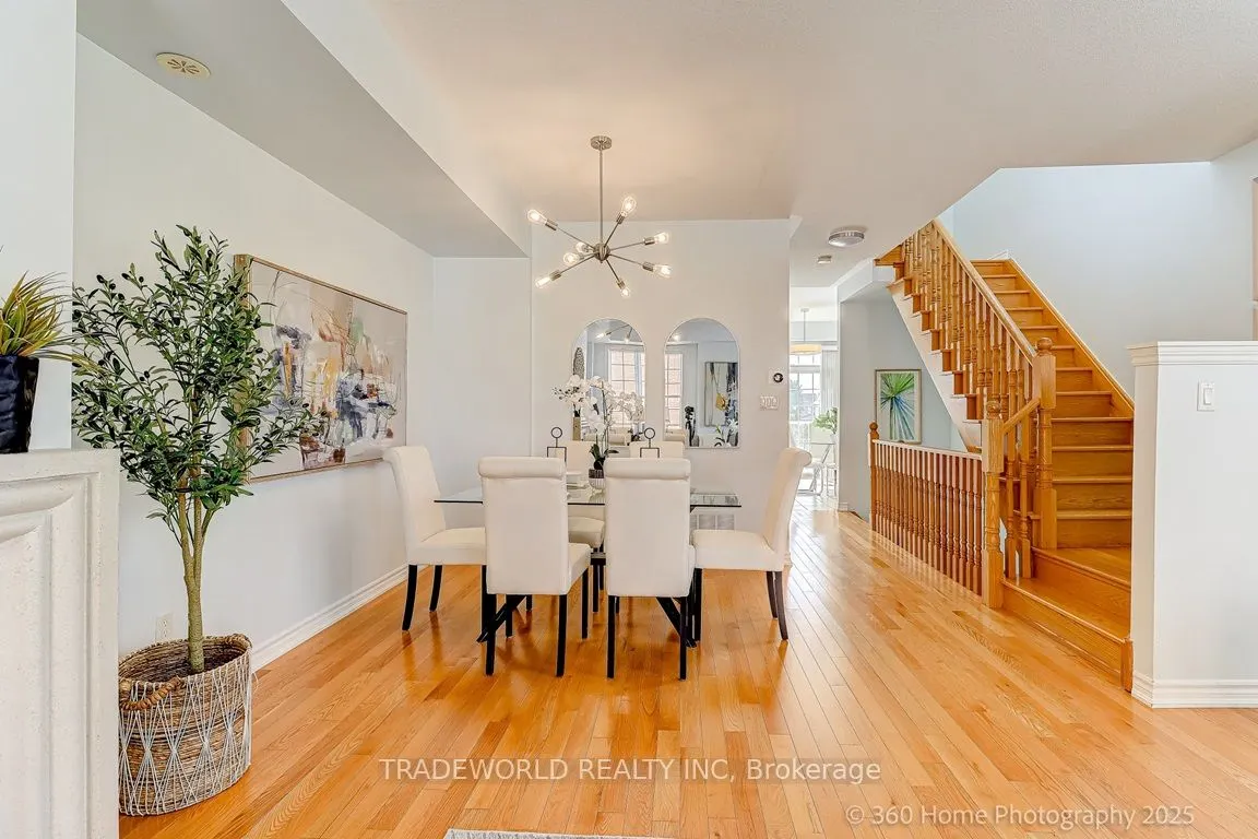 13 Empress of Australia Lane