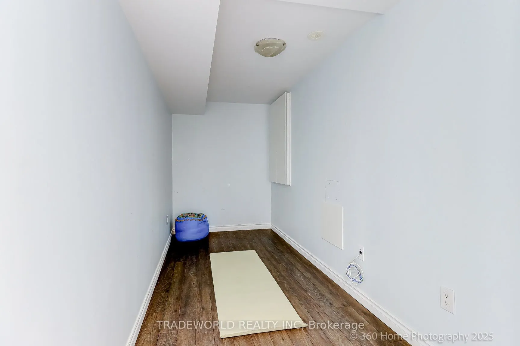 13 Empress of Australia Lane
