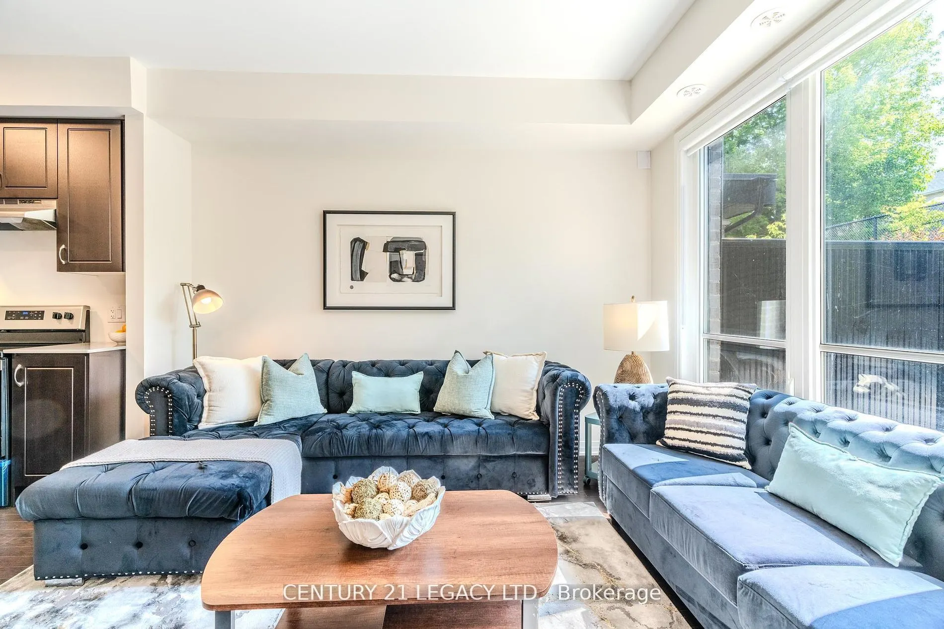 31 Baynes Way, #10