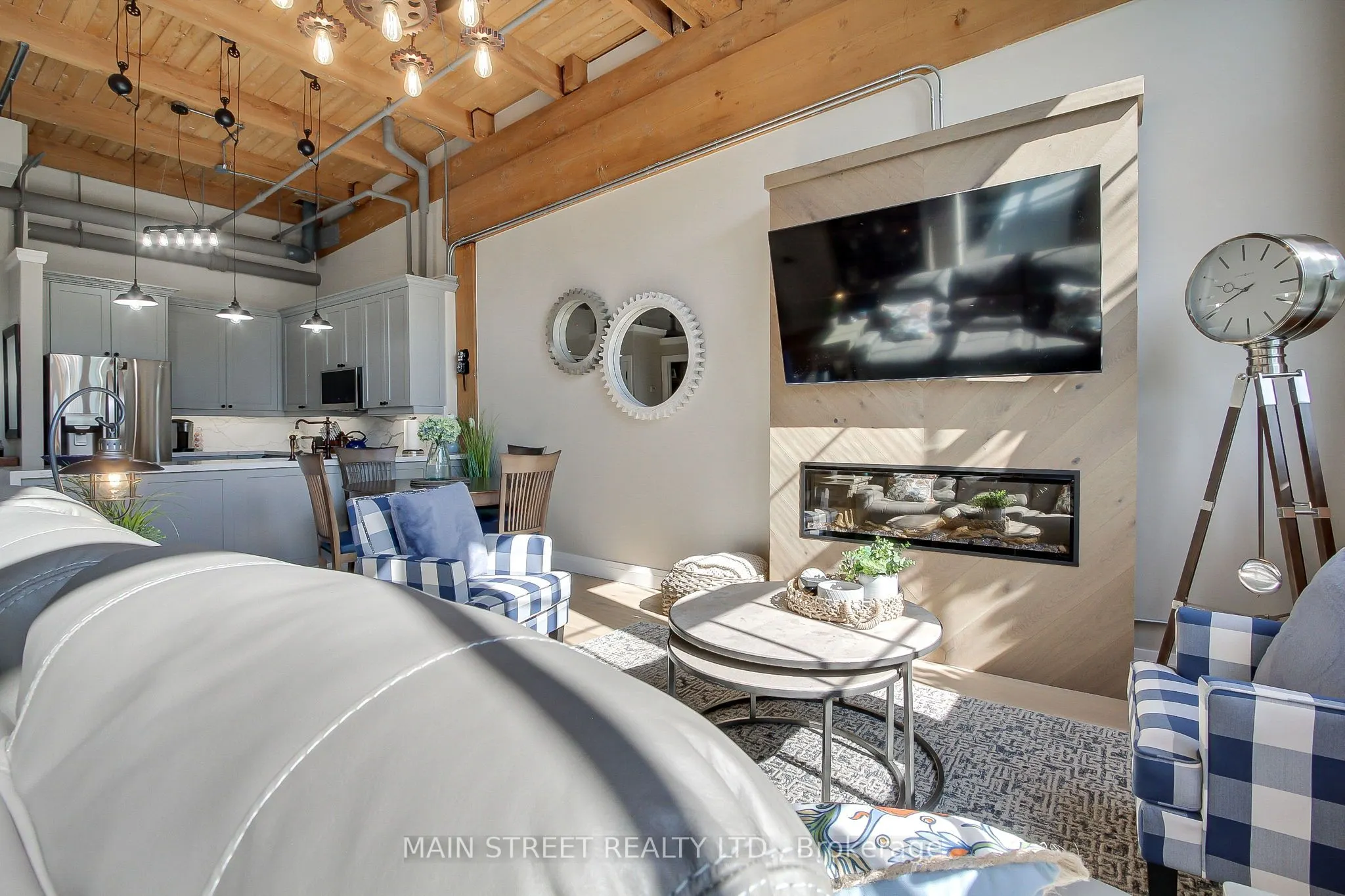 543 Timothy Street, #317