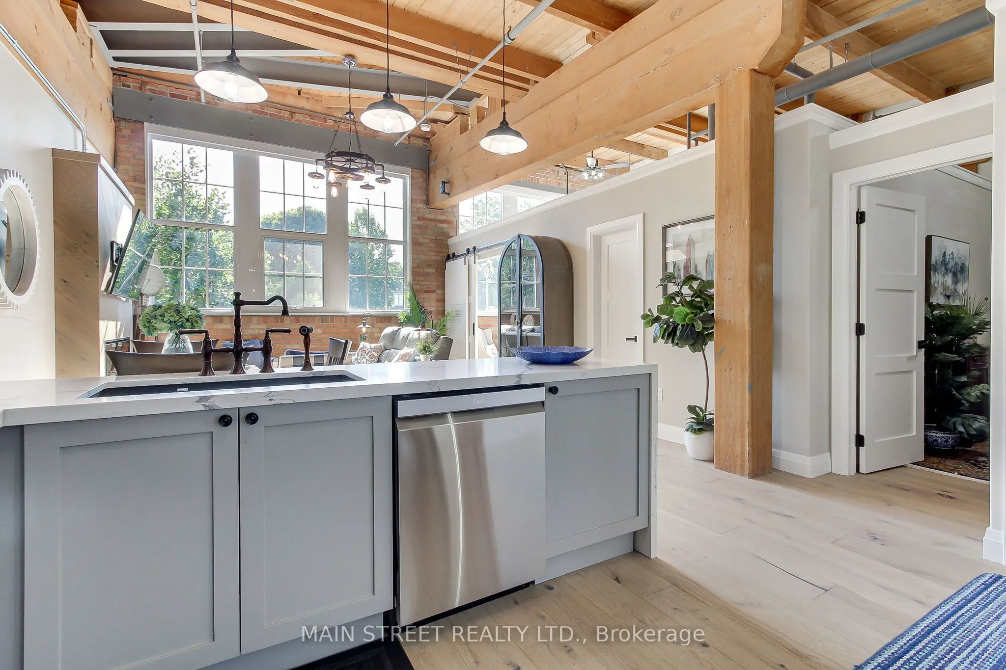 543 Timothy Street, #317