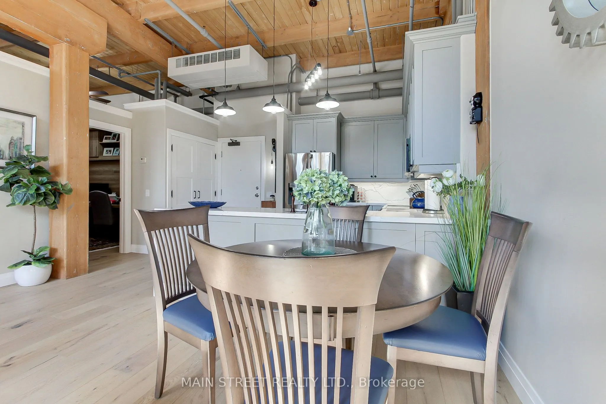 543 Timothy Street, #317