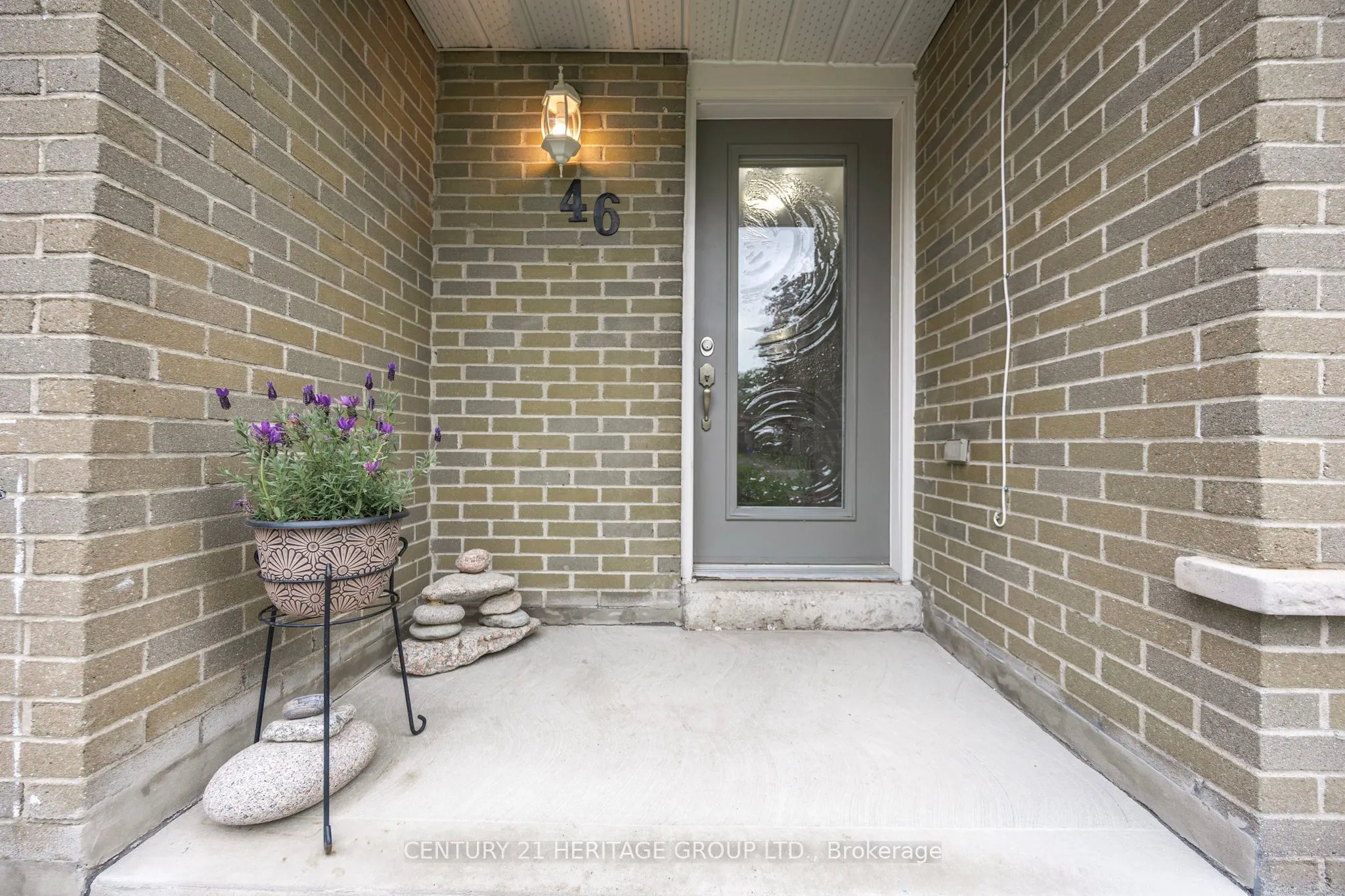 46 Adeline Avenue