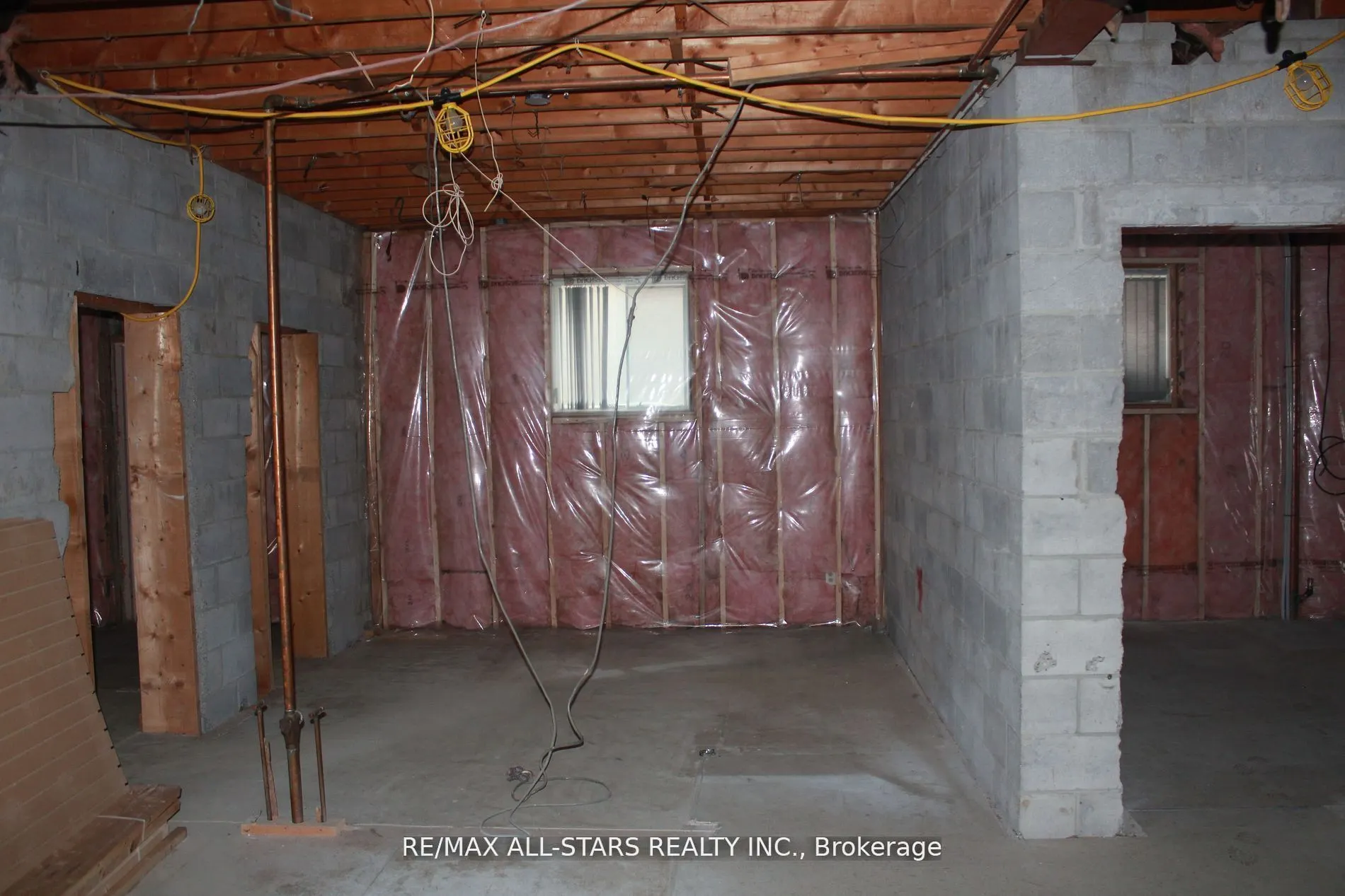 183 Simcoe Avenue, #Unit 2