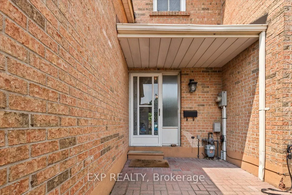 72 AGINCOURT Road