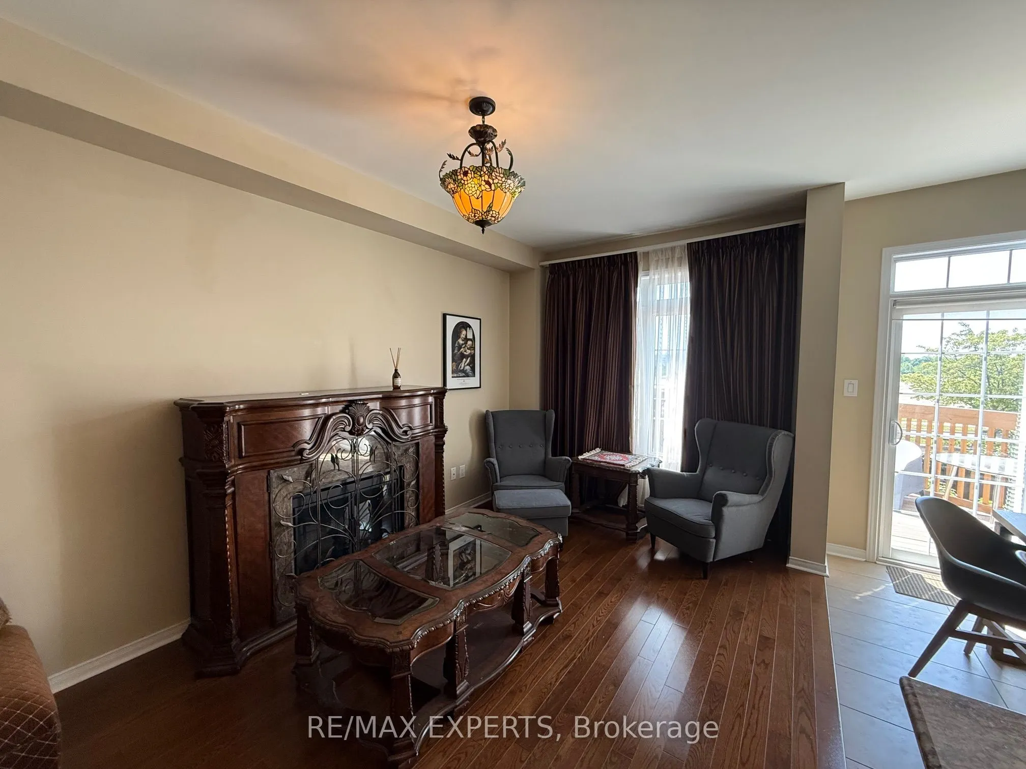 32 Spruce Pine Crescent