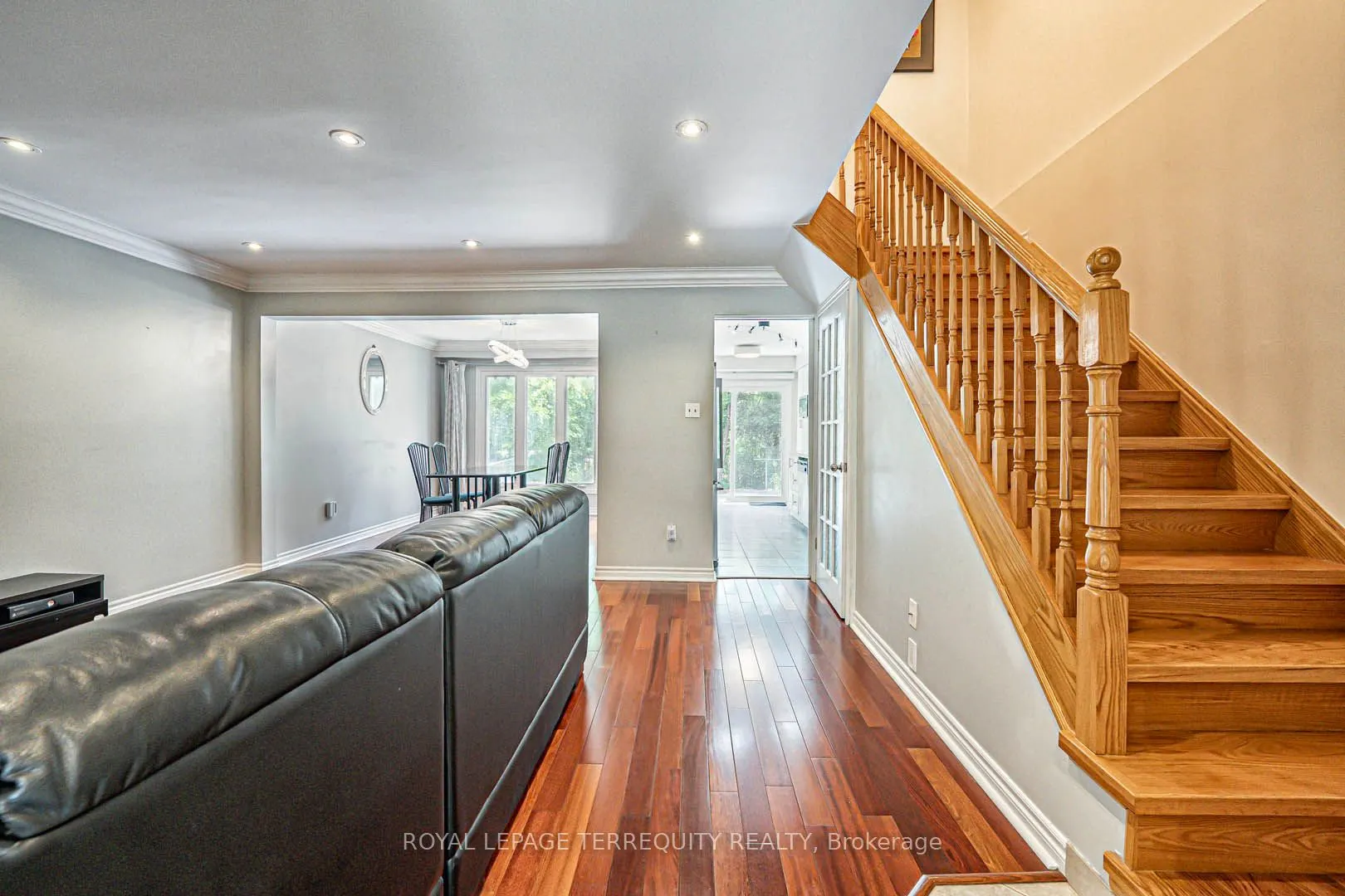 40 Pepperell Crescent