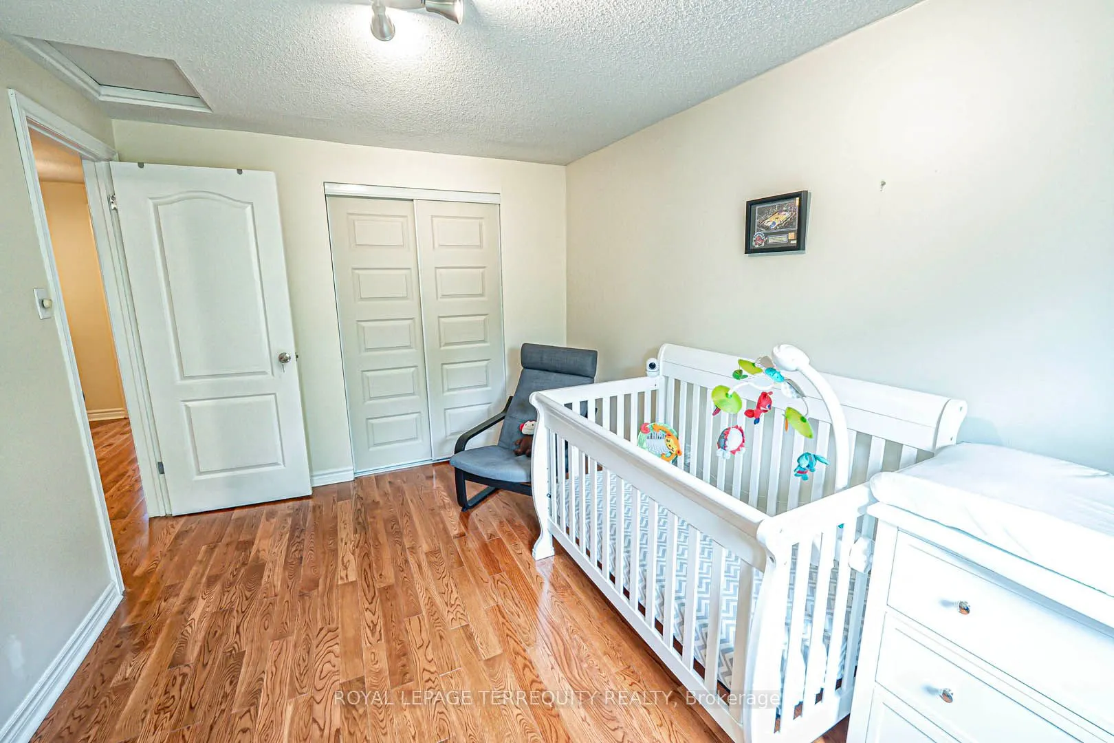 40 Pepperell Crescent