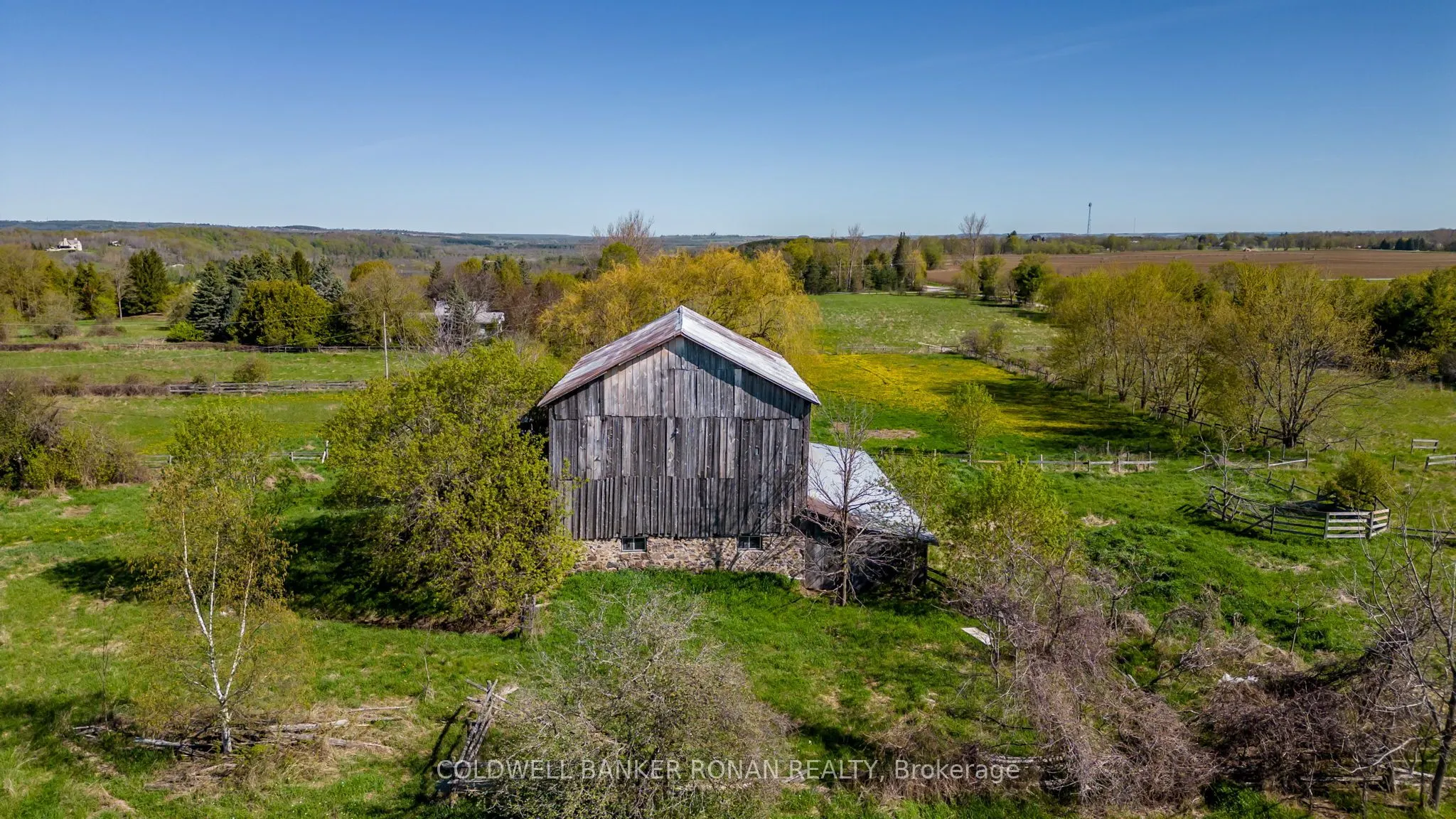 8689 County Rd 1
