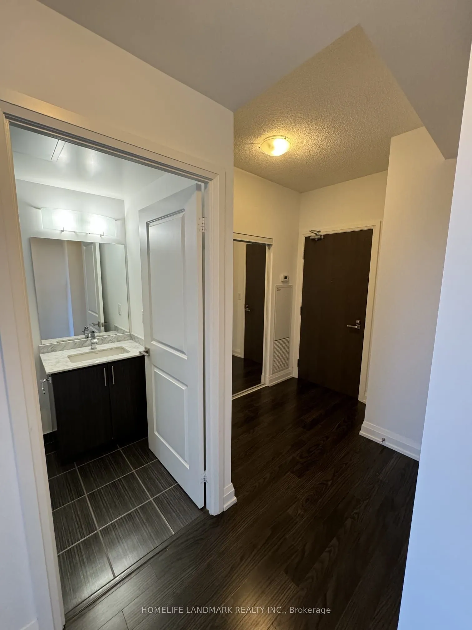 7171 Yonge Street, #1101