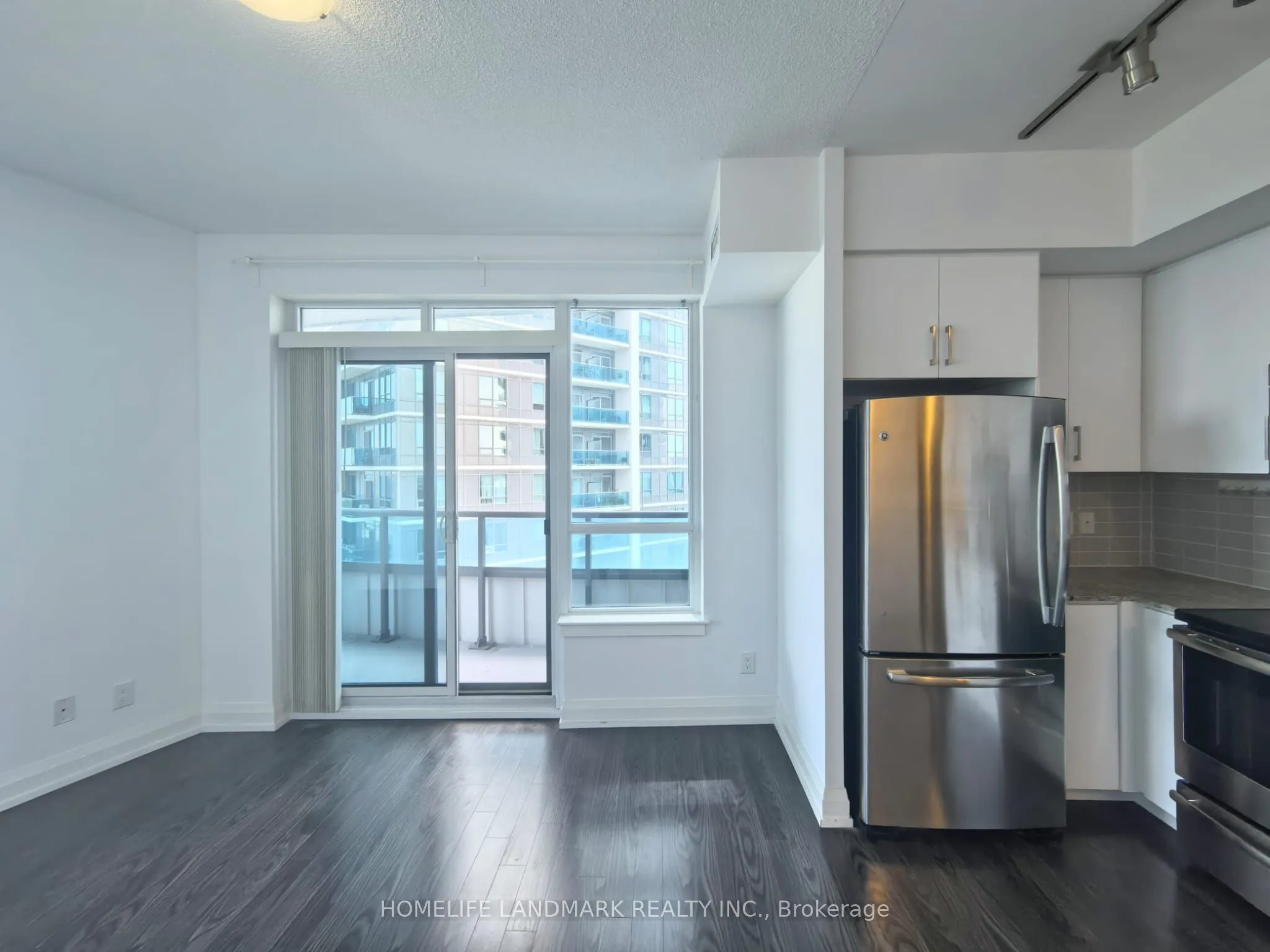 7171 Yonge Street, #1101