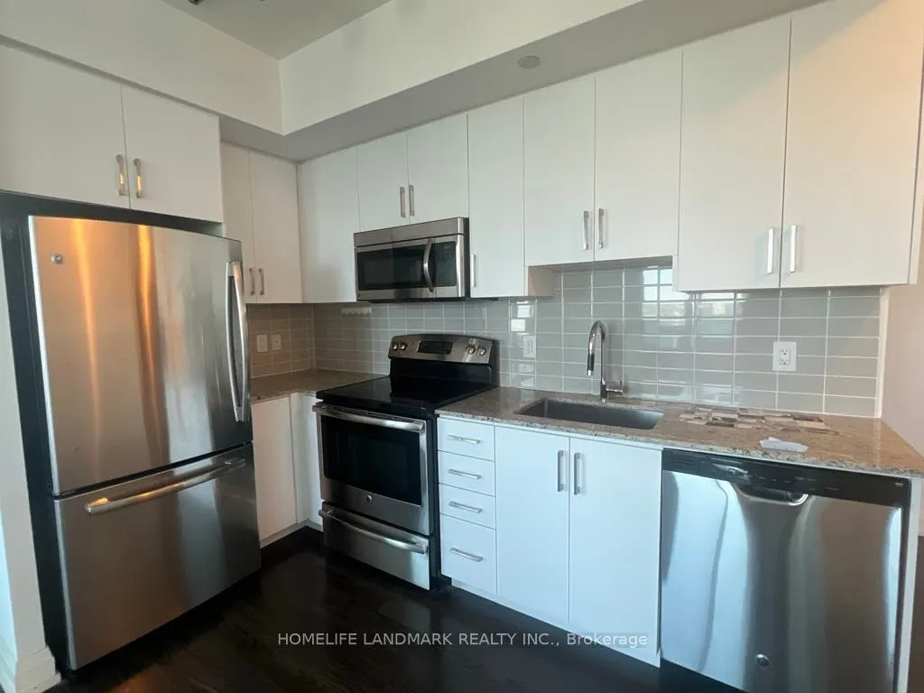 7171 Yonge Street, #1101
