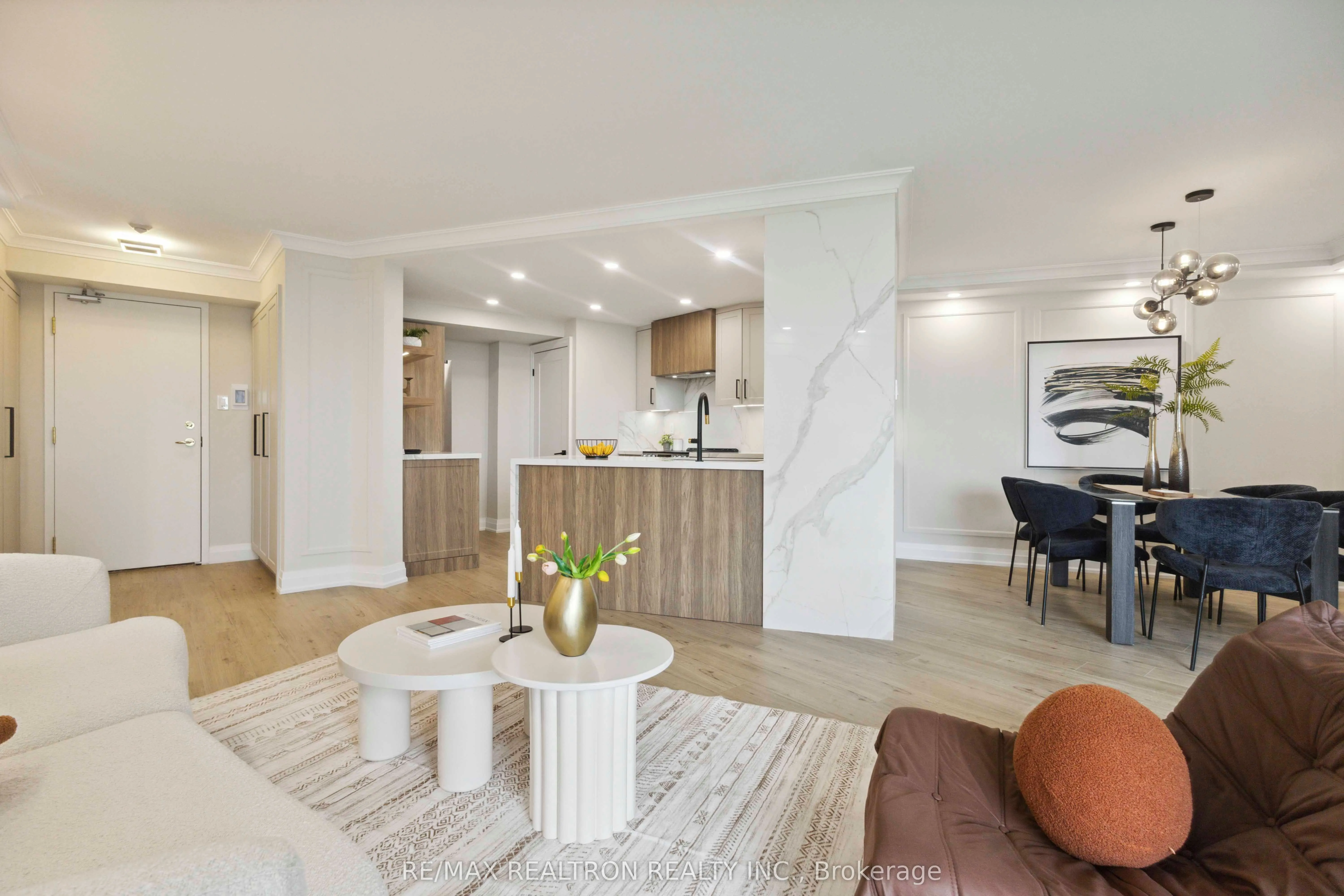 7250 Yonge Street, #1604