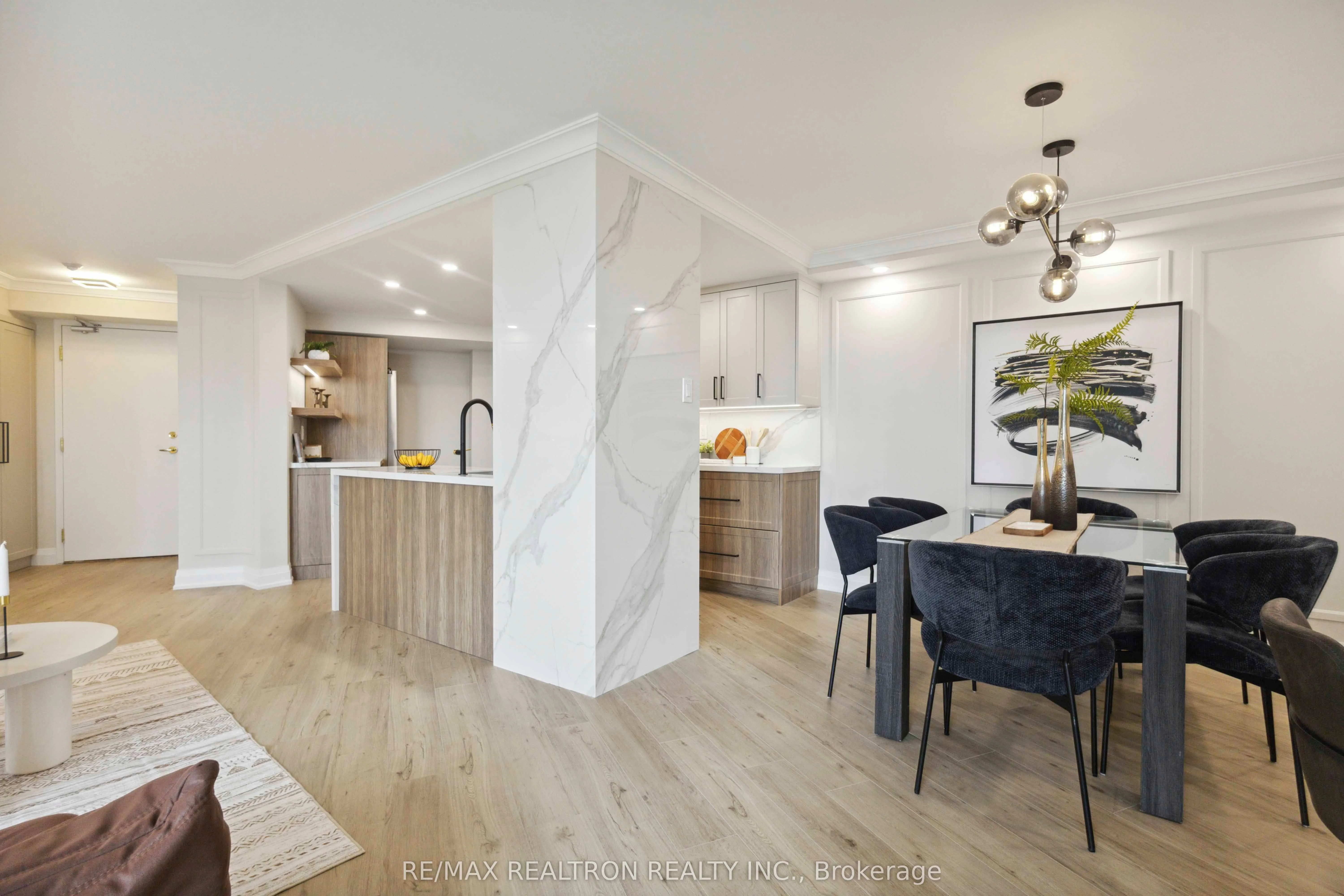 7250 Yonge Street, #1604