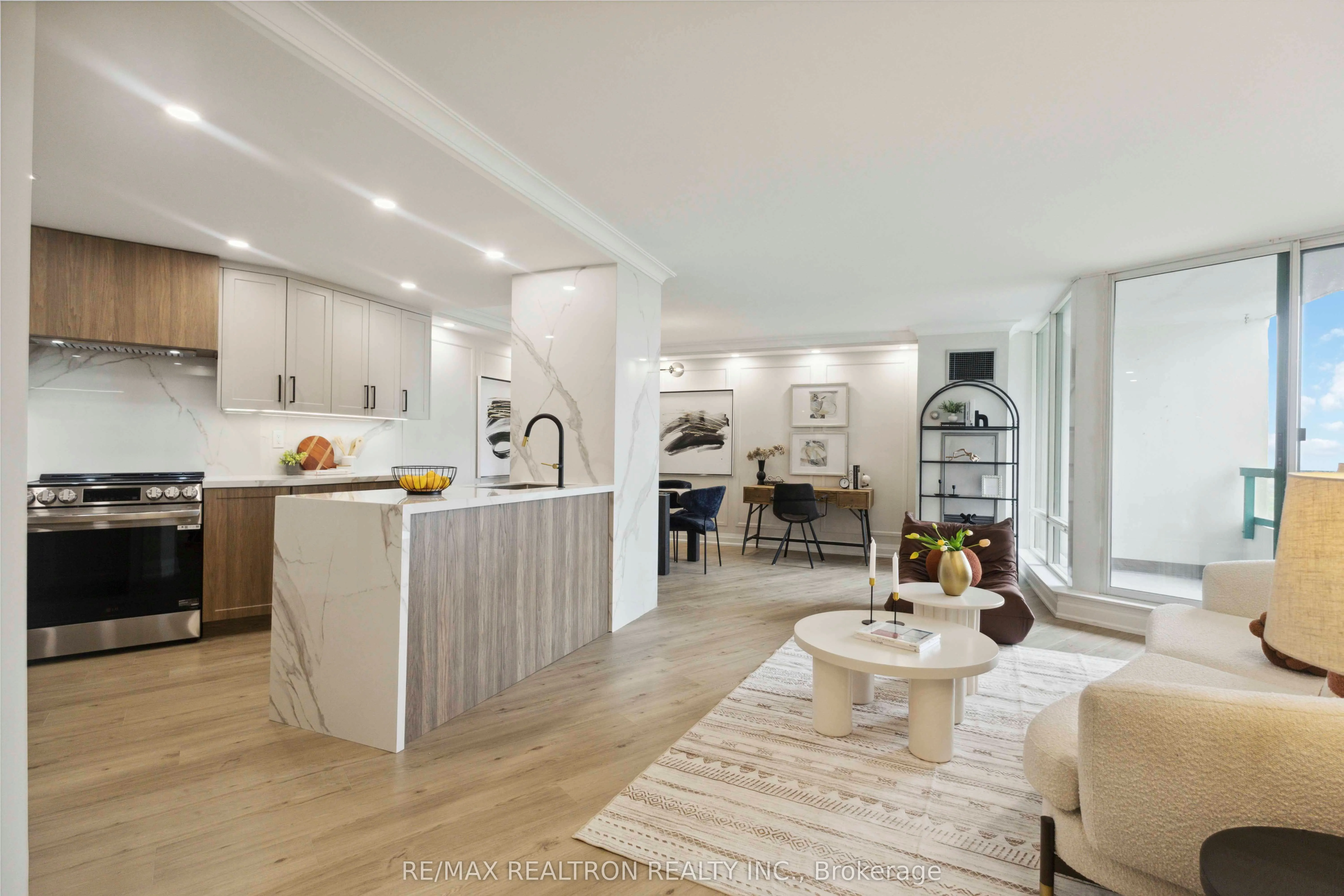 7250 Yonge Street, #1604