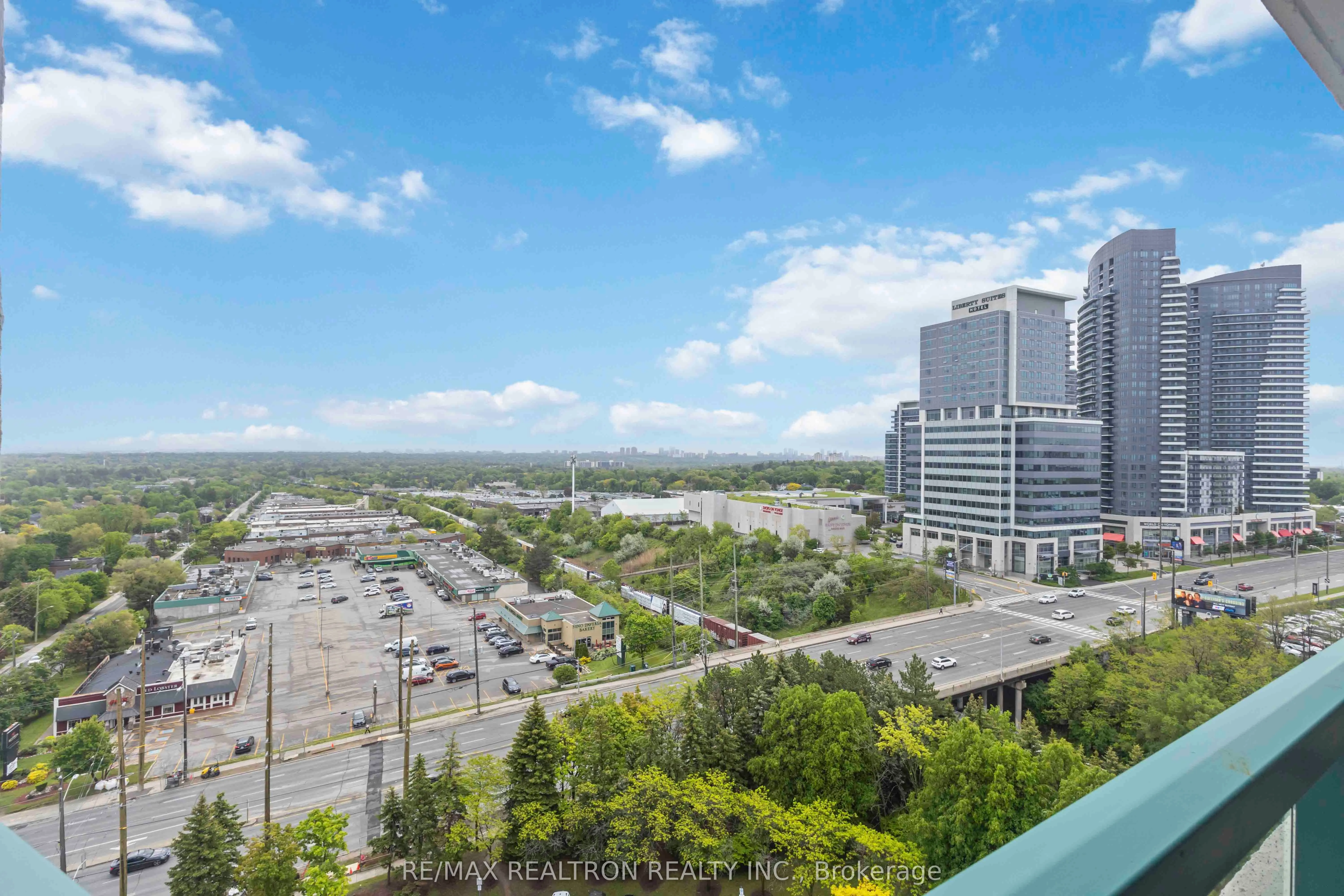7250 Yonge Street, #1604
