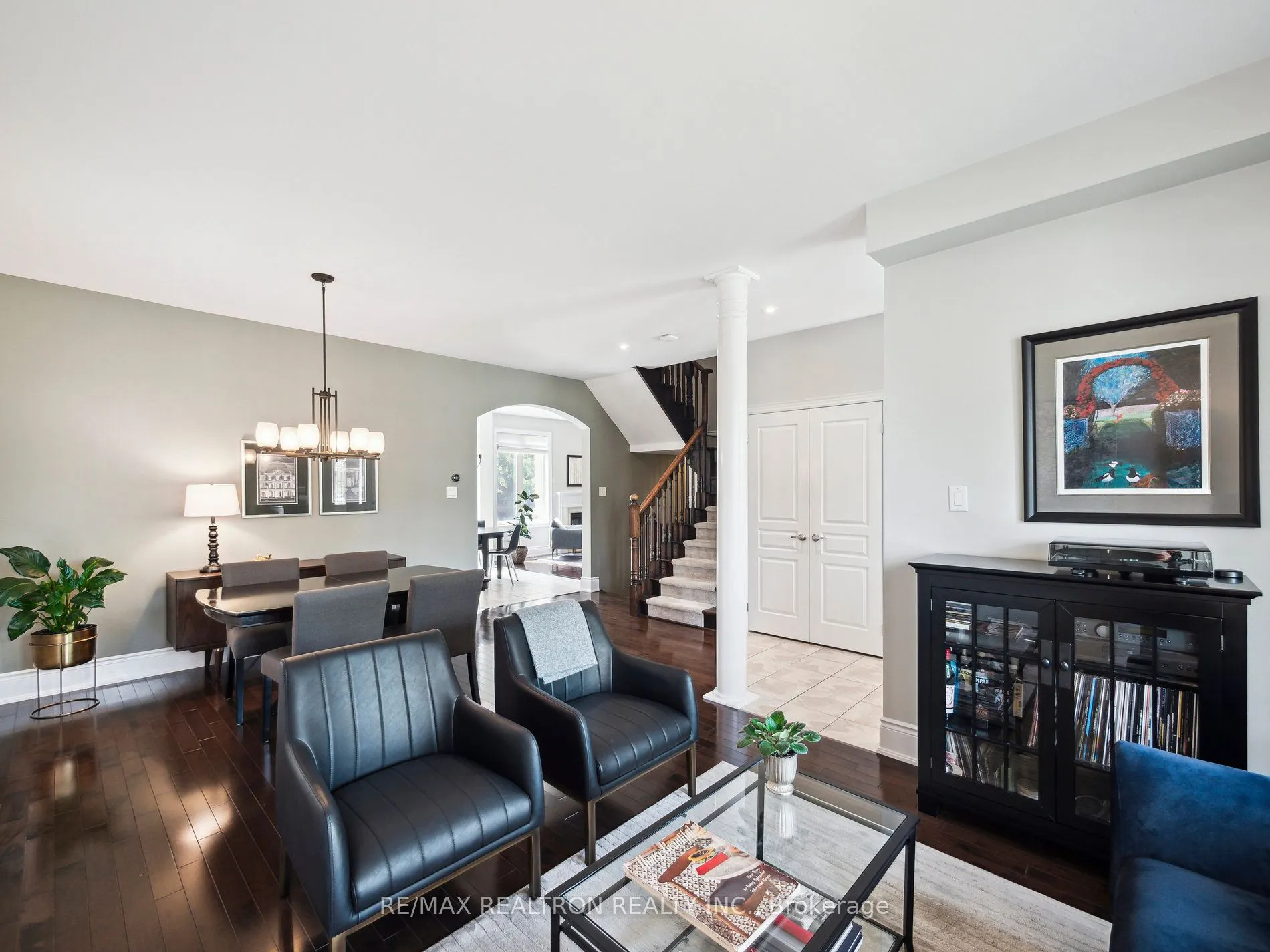 10 Glade Drive