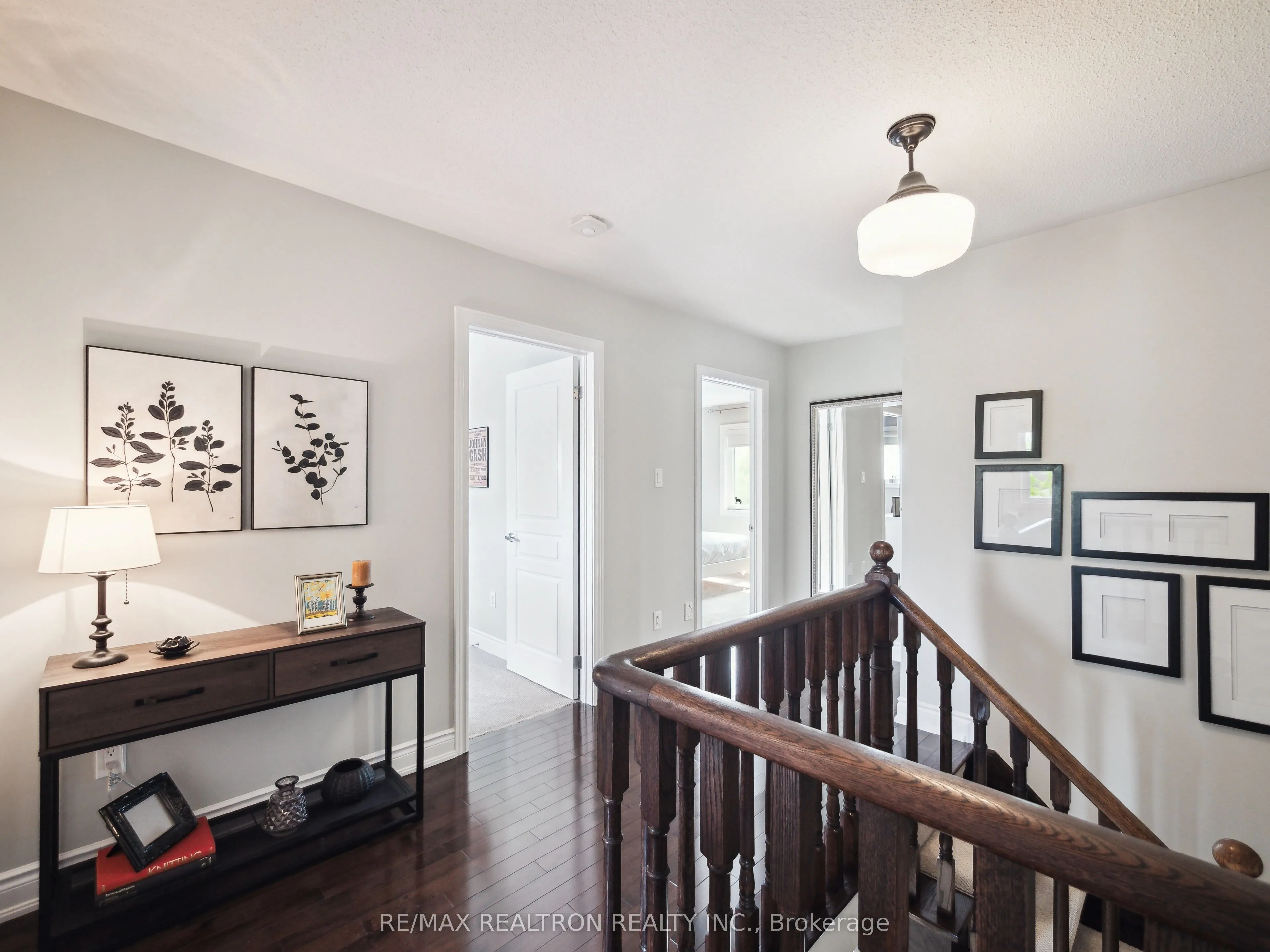 10 Glade Drive