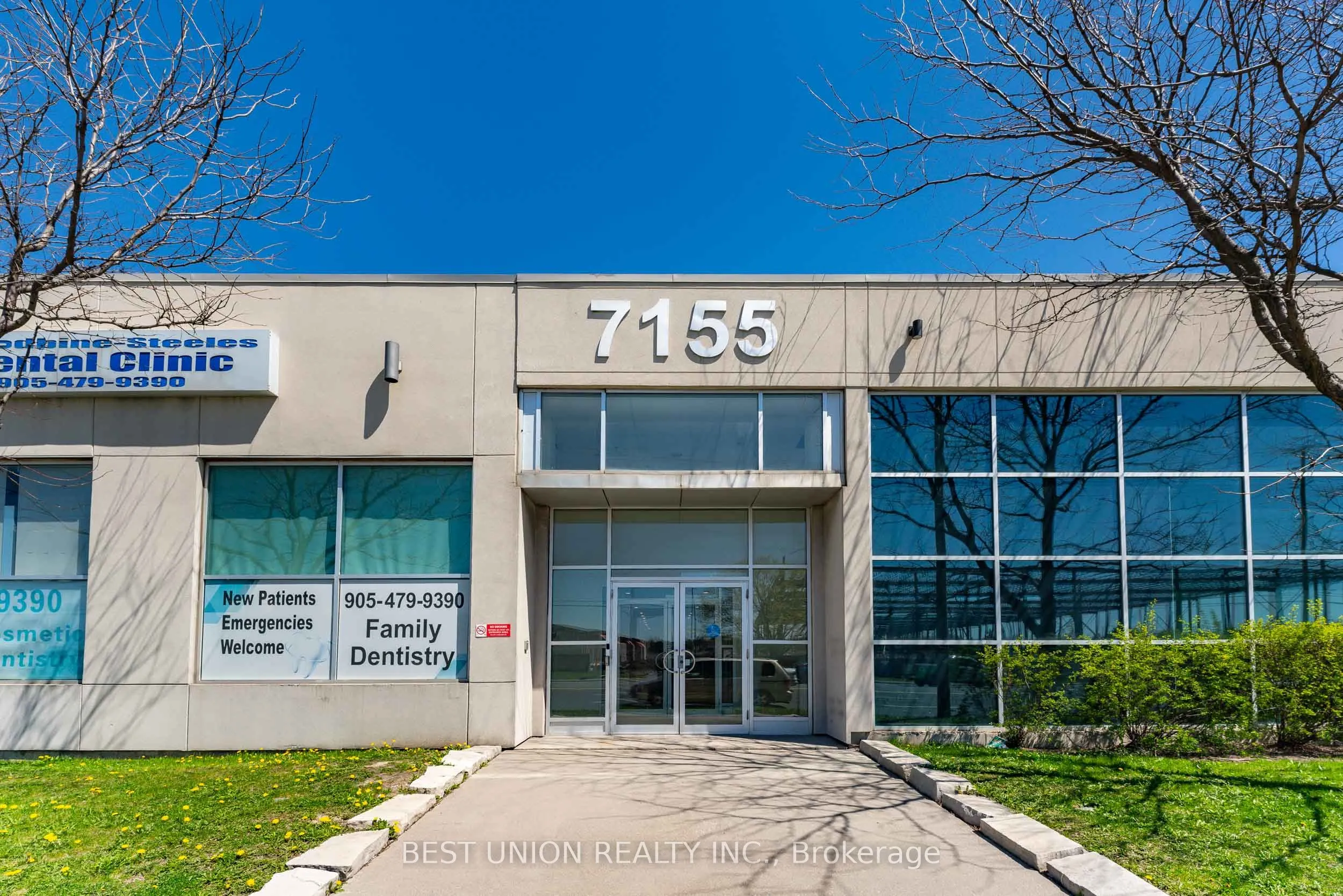 7155 Woodbine Avenue, #B101