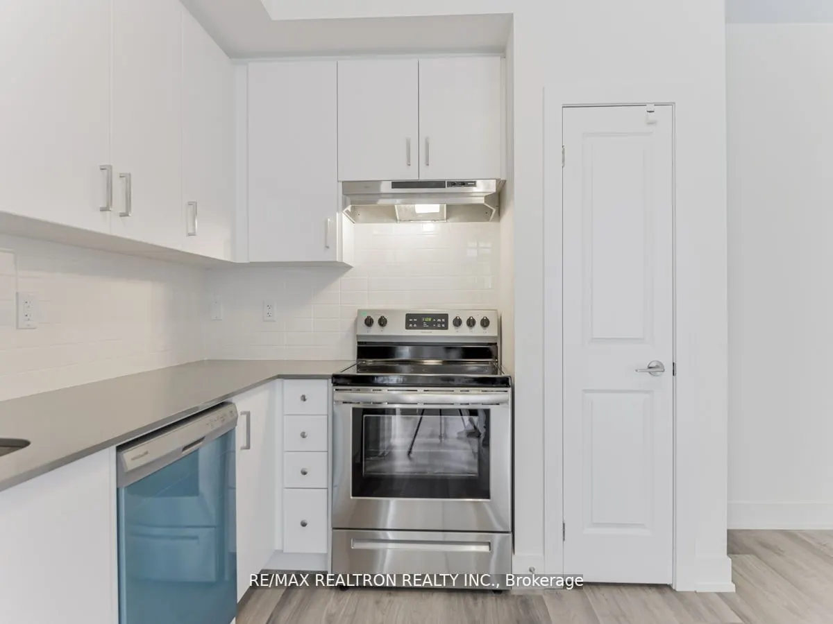 2 Phelps Lane, #11