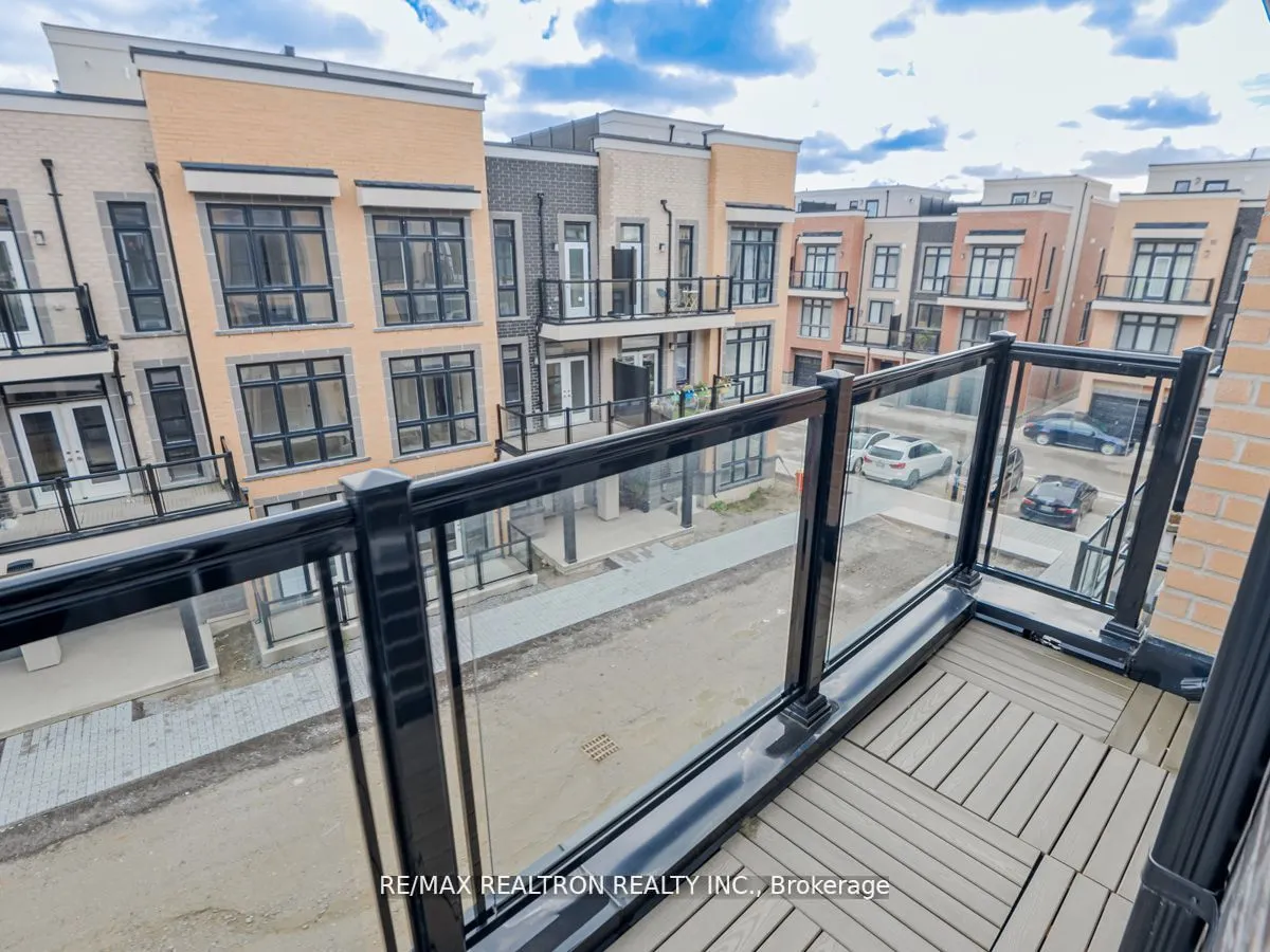 2 Phelps Lane, #11