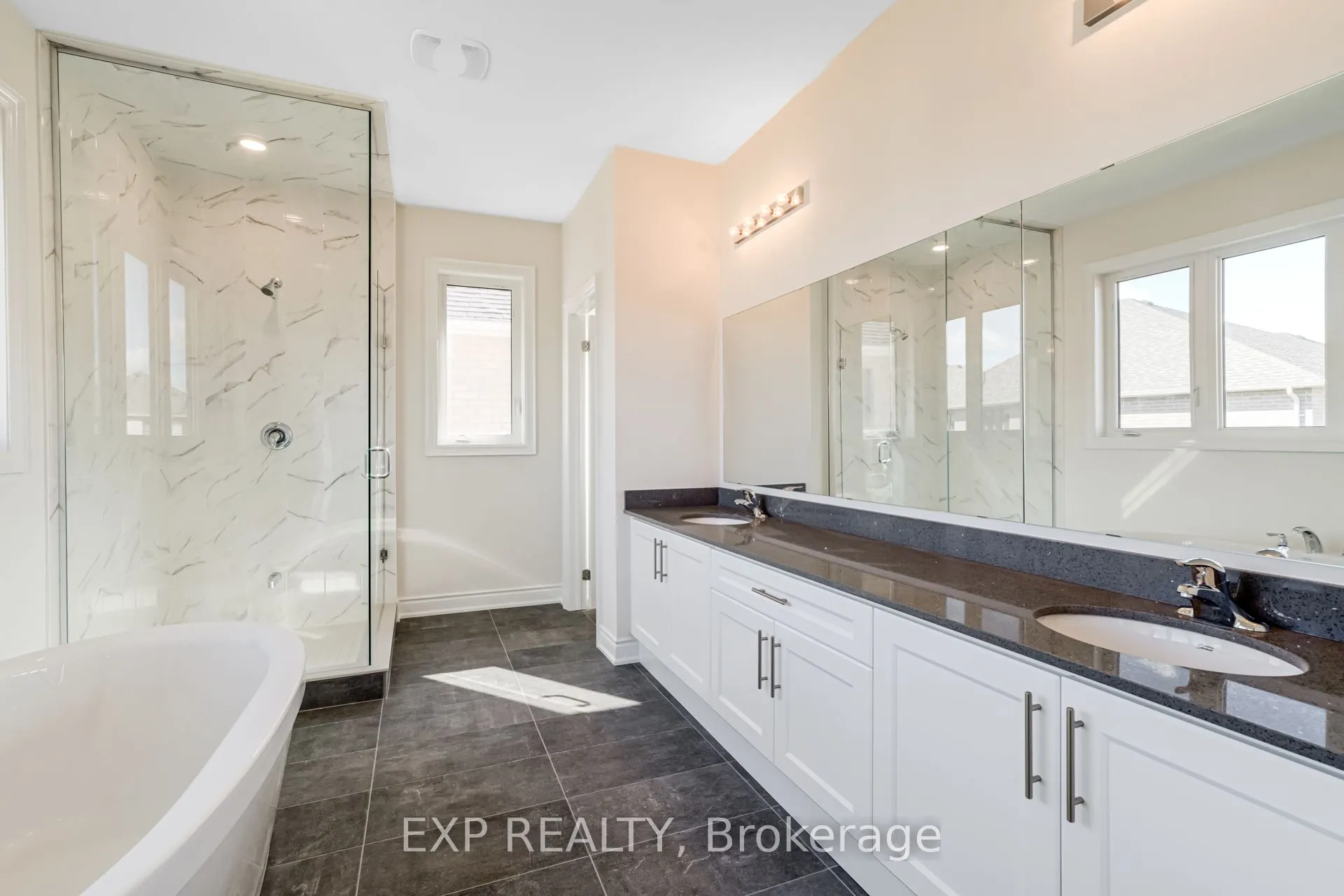 40 Joiner Circle