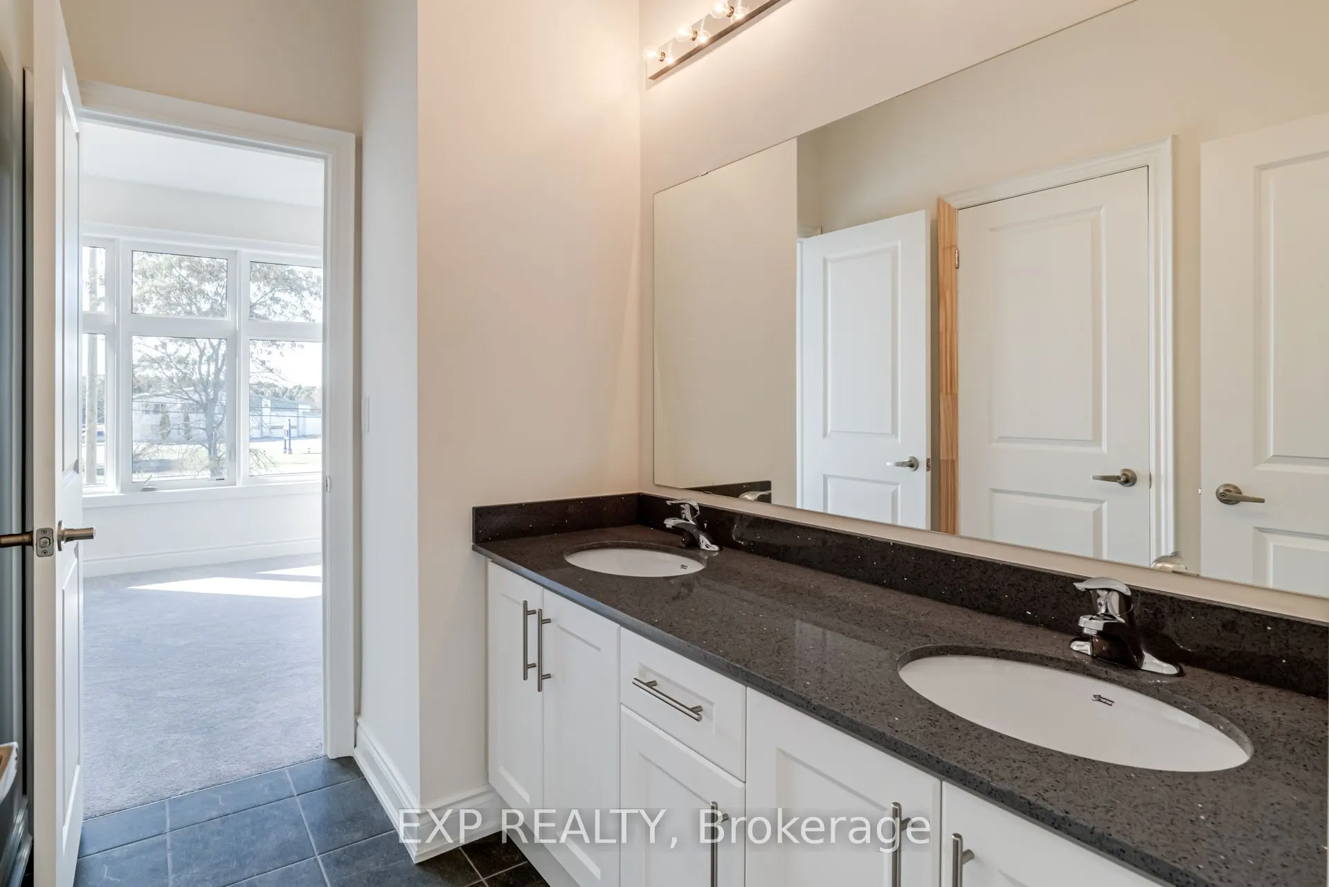 40 Joiner Circle