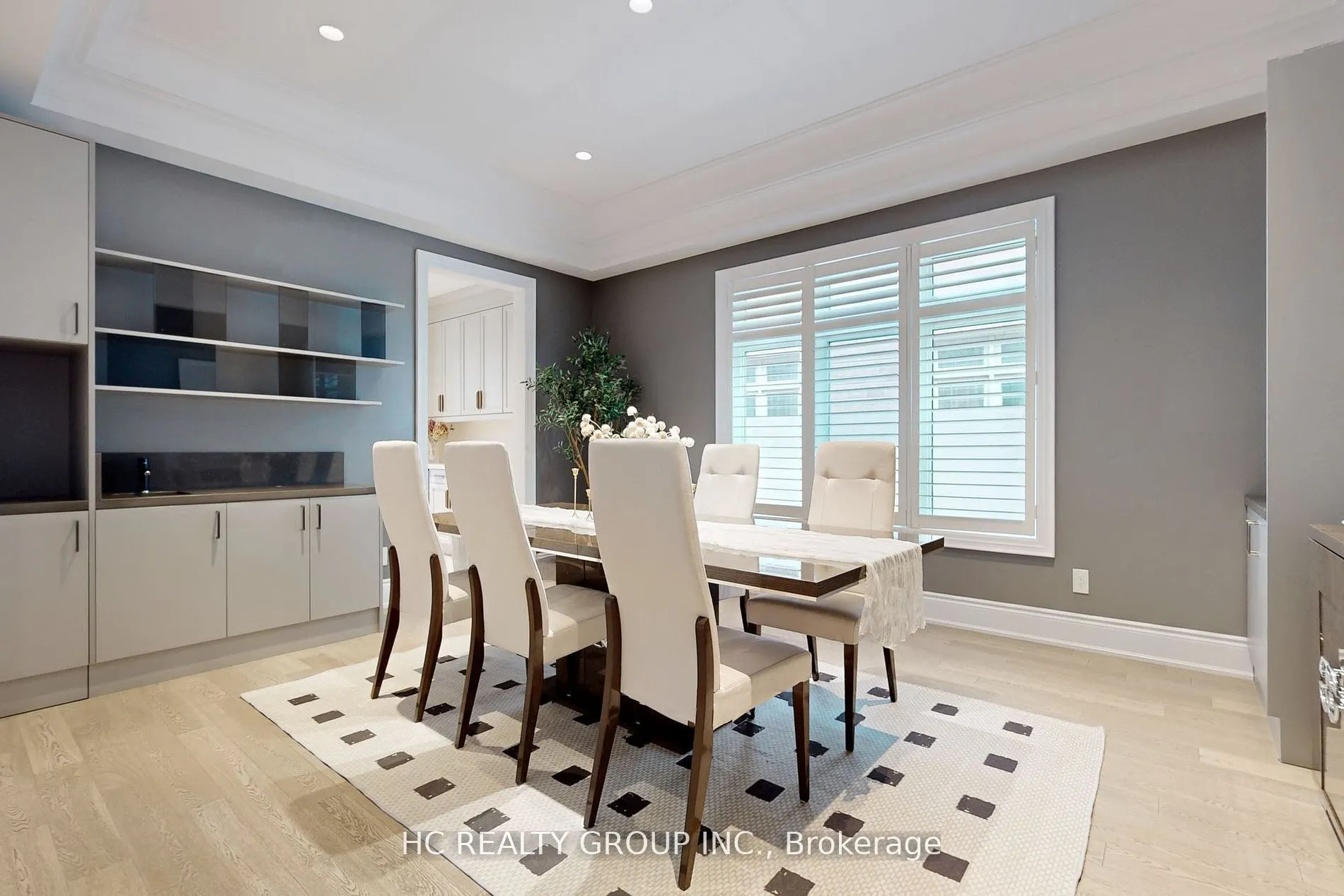 6 Redkey Drive