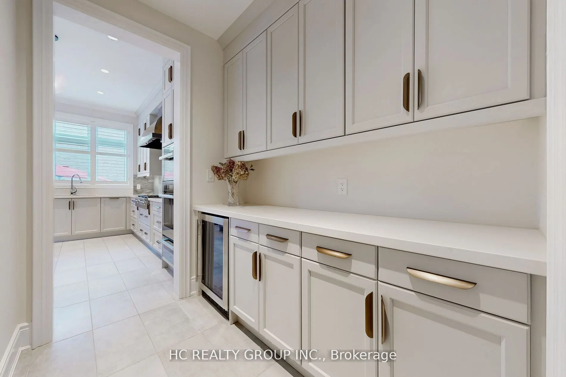 6 Redkey Drive
