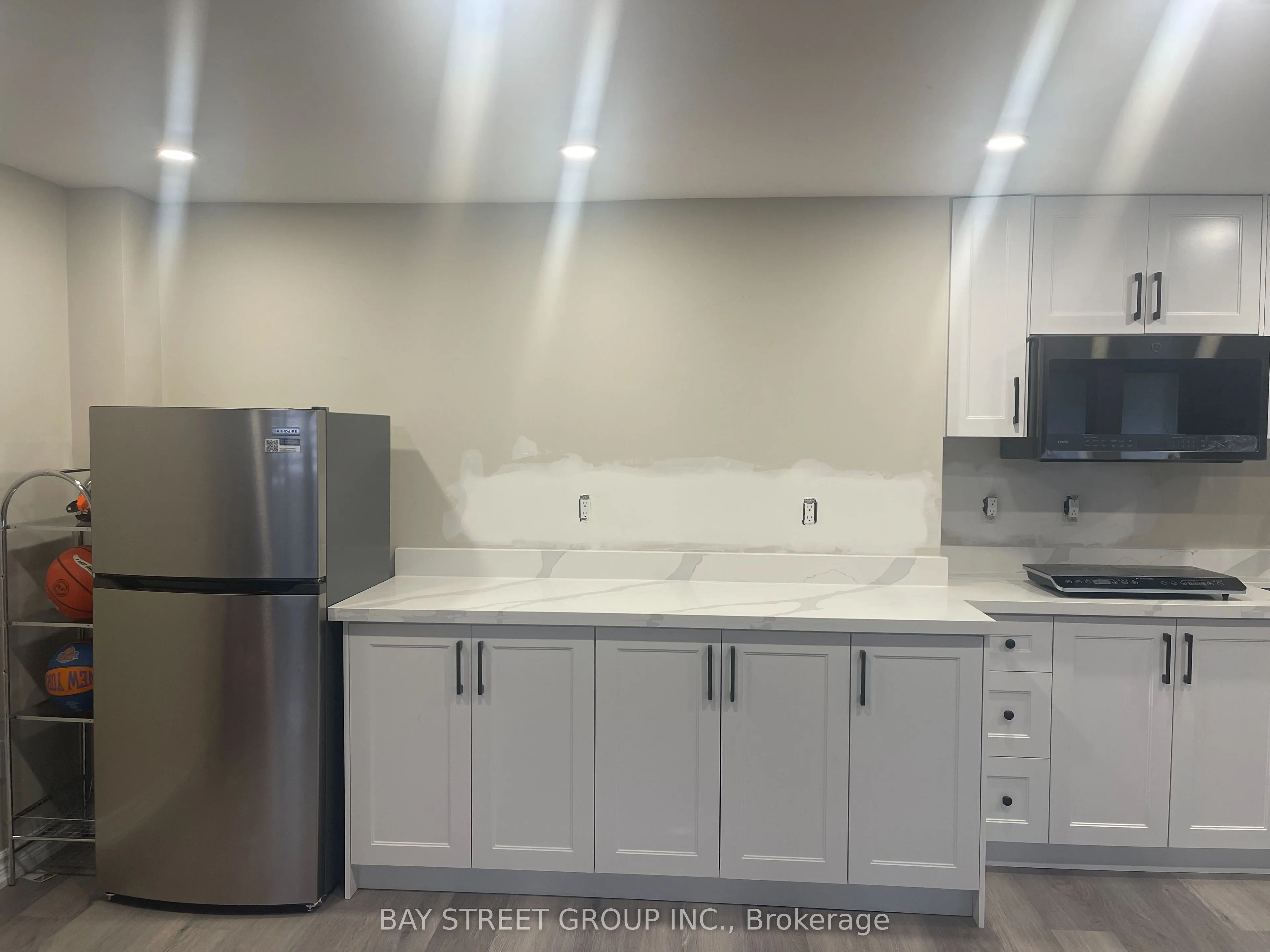 43 Philips View Crescent, #Basement