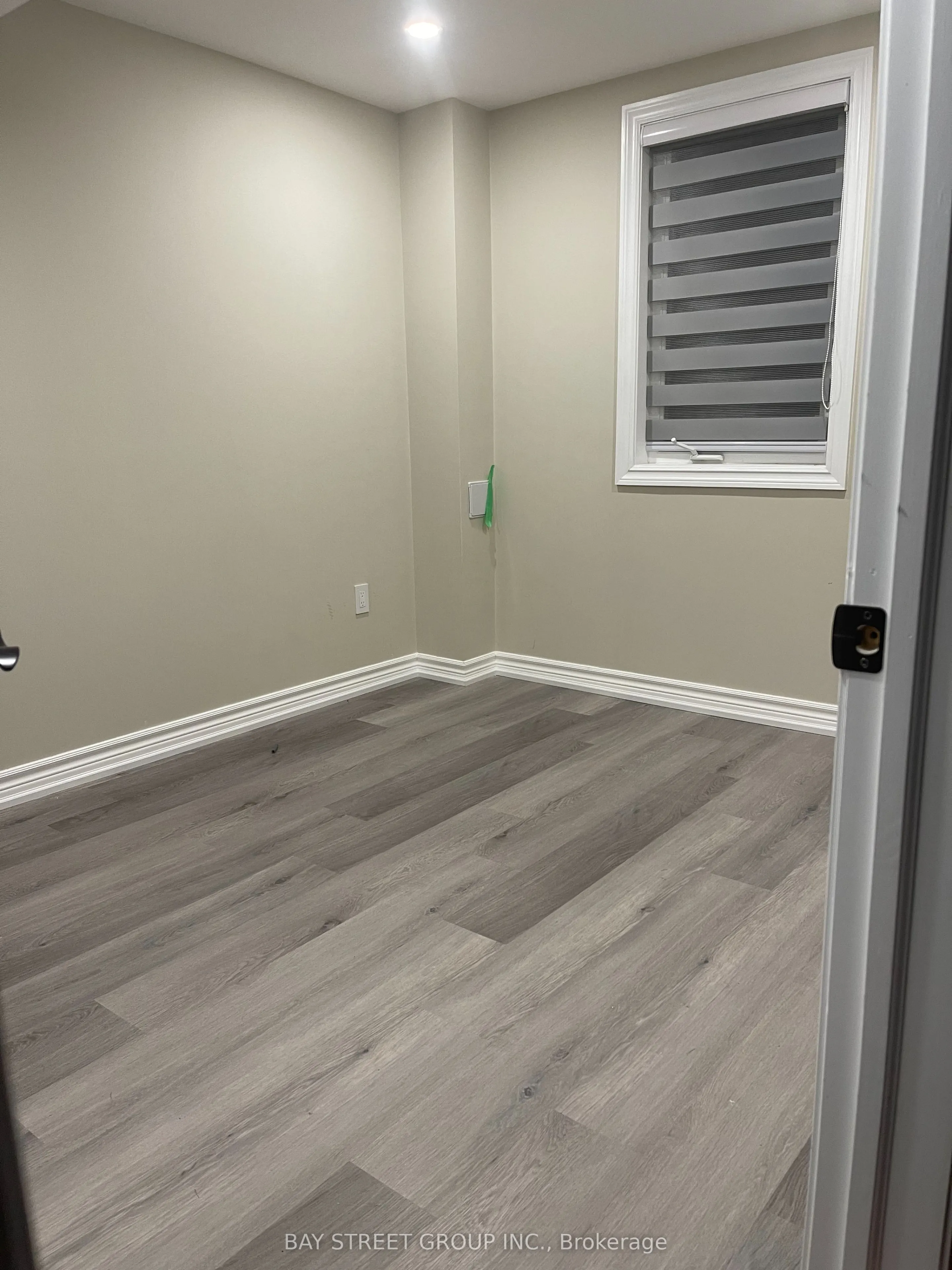 43 Philips View Crescent, #Basement