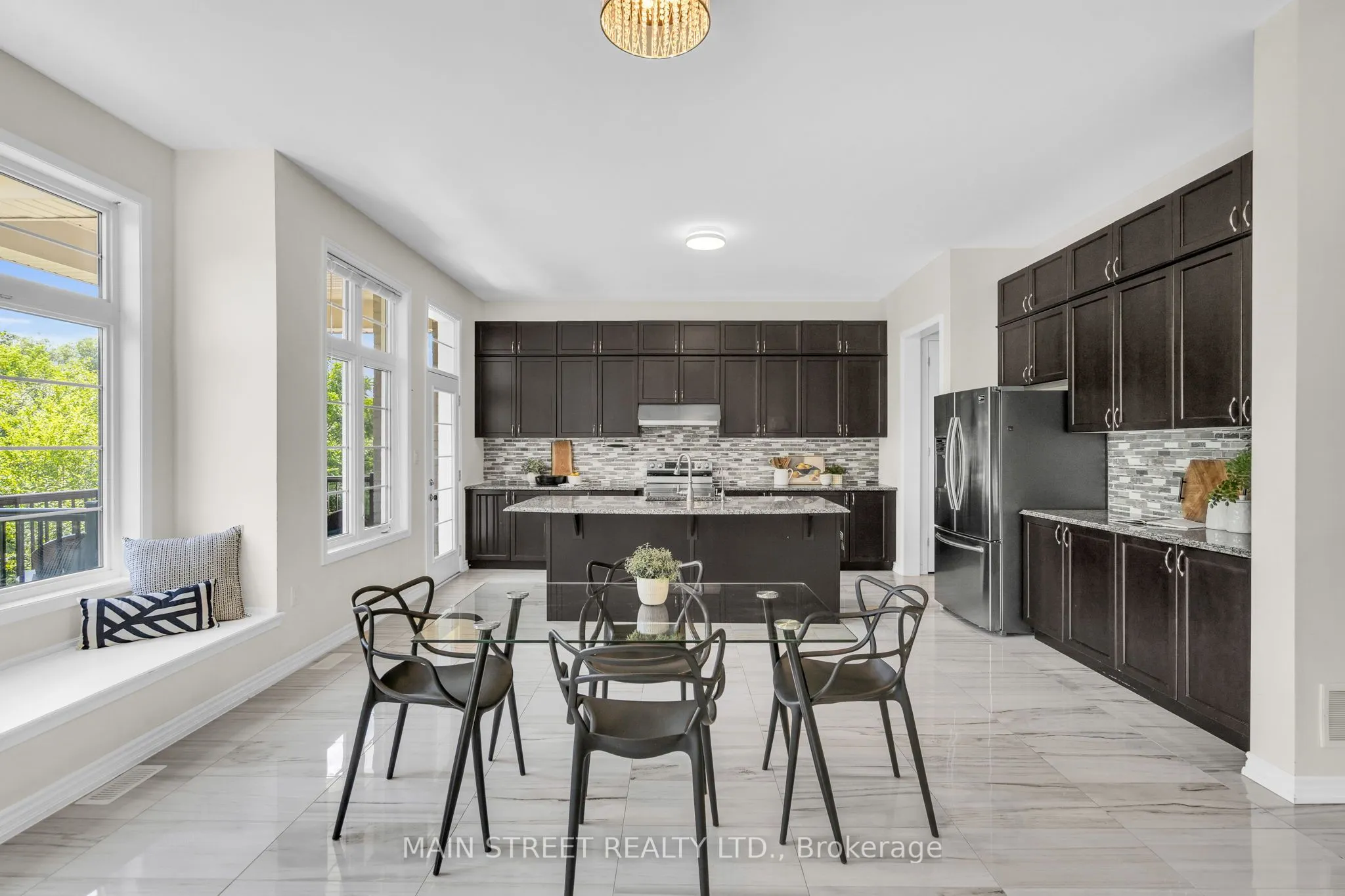 99 Bridgepointe Court