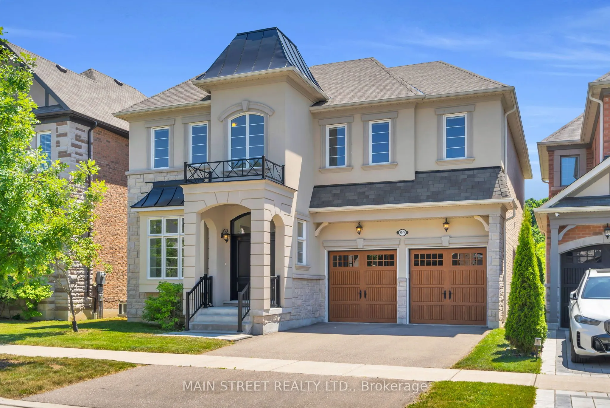 99 Bridgepointe Court