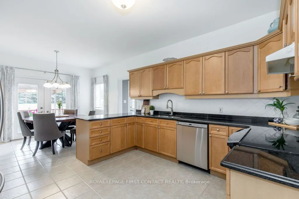 31 Vanderpost Crescent