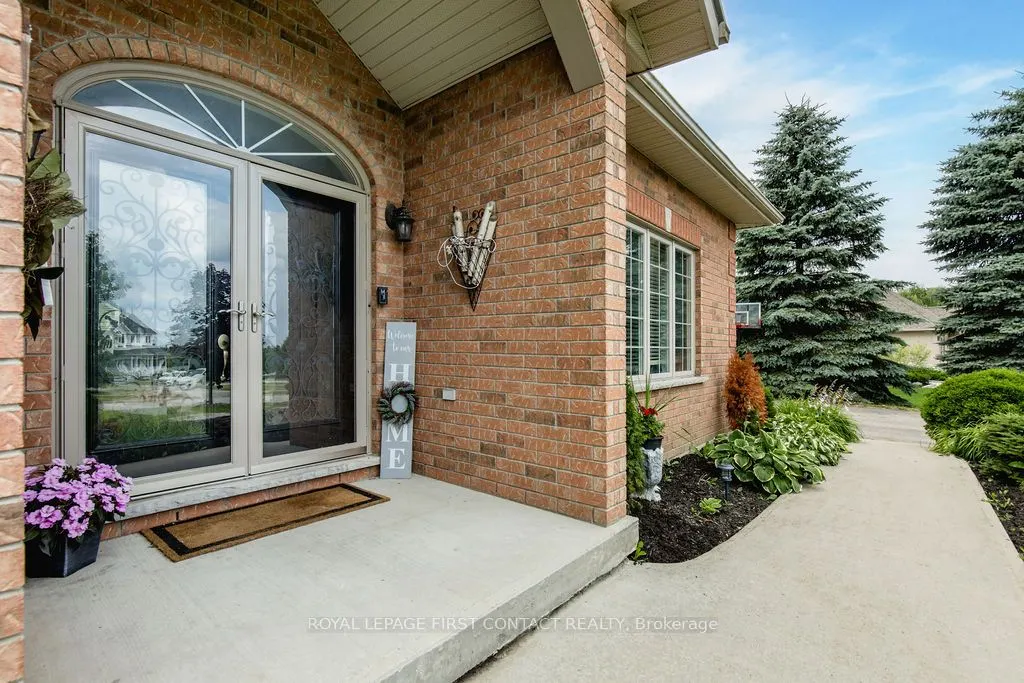 31 Vanderpost Crescent