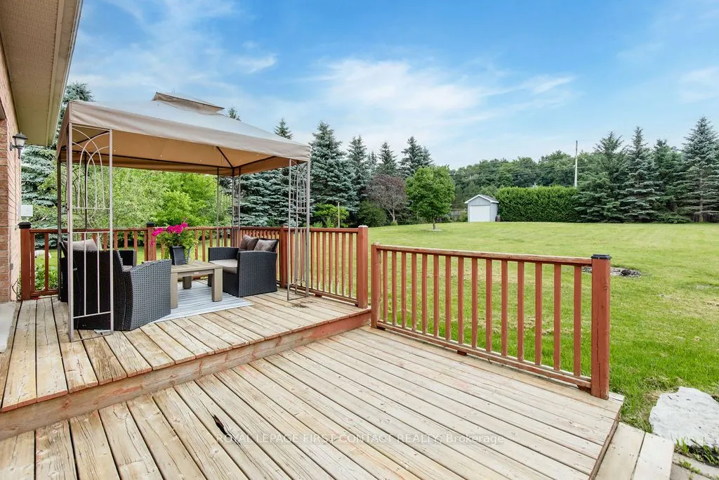 31 Vanderpost Crescent