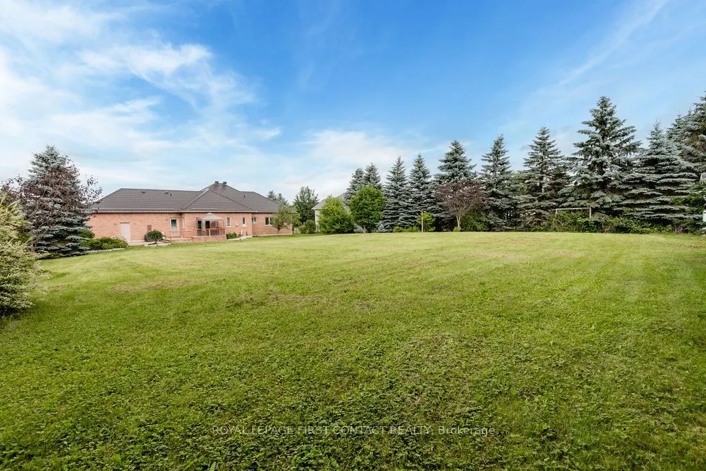 31 Vanderpost Crescent