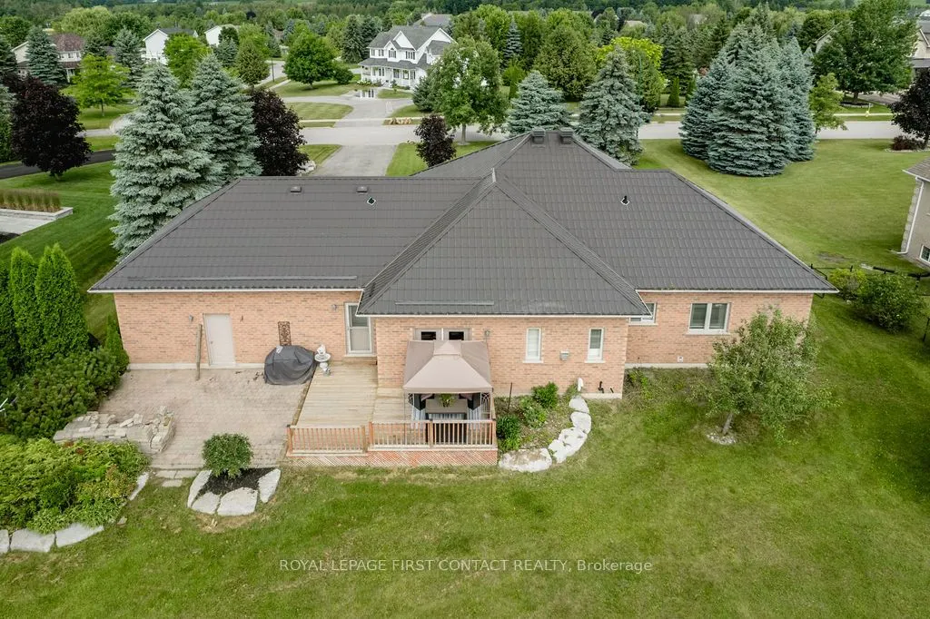 31 Vanderpost Crescent