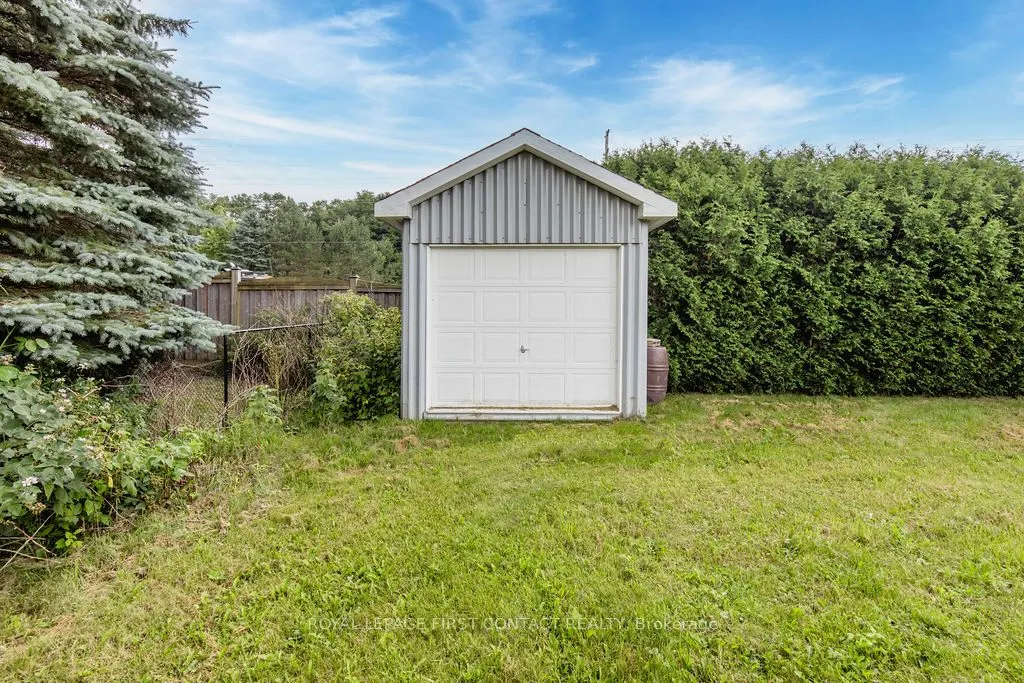 31 Vanderpost Crescent