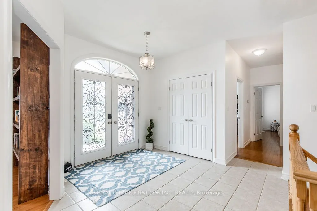 31 Vanderpost Crescent