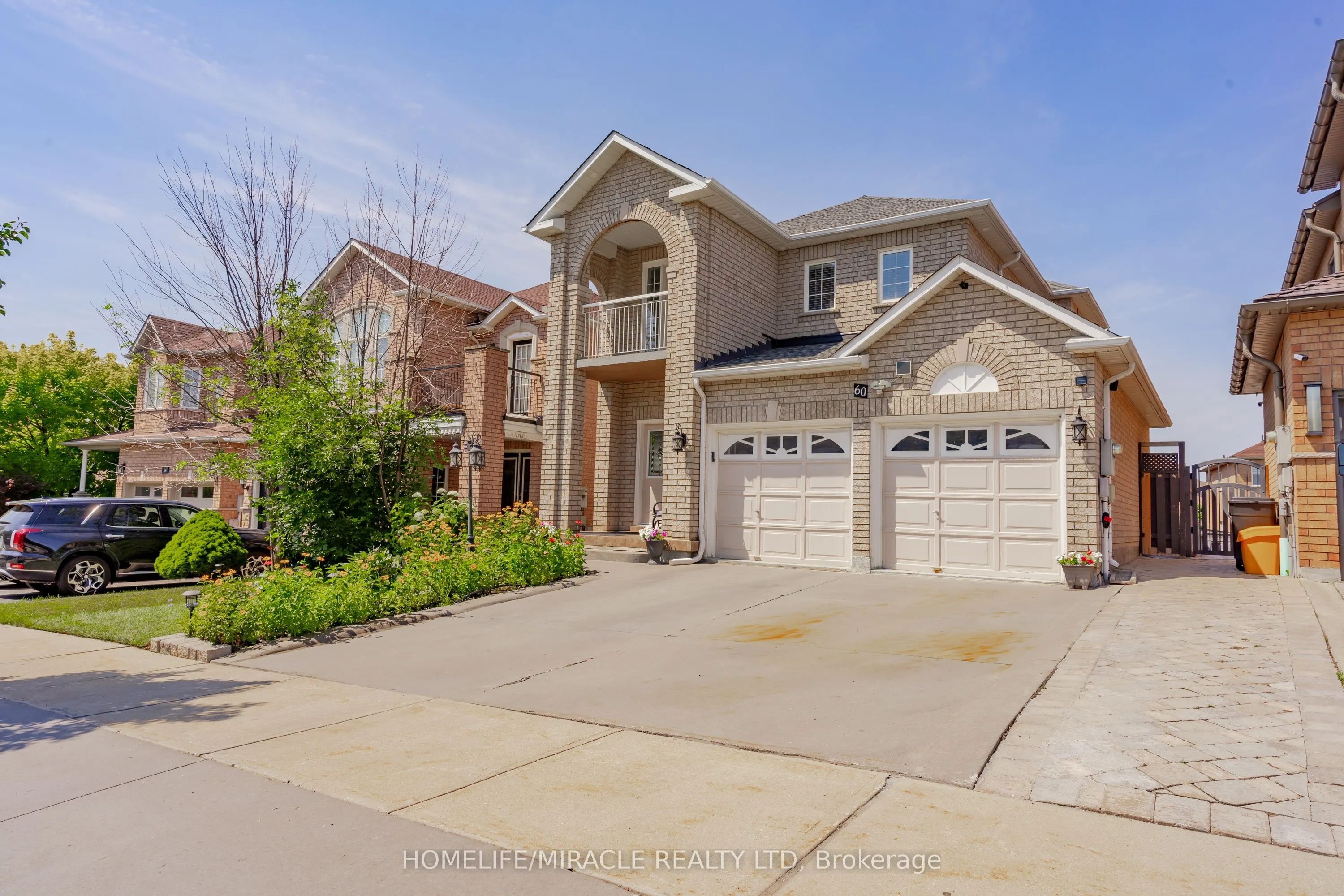 60 Forest Fountain Drive