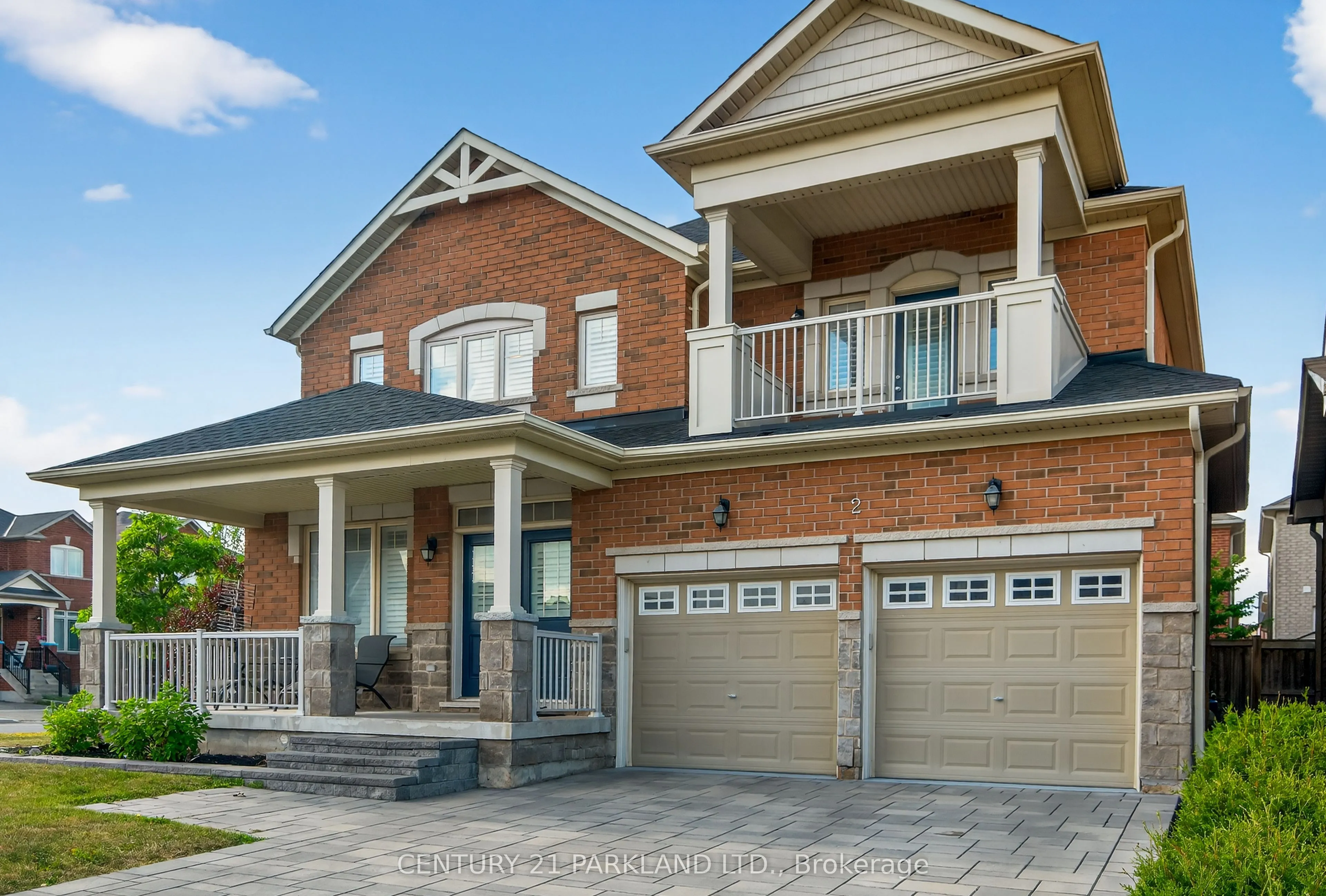 2 Farmhouse Crescent