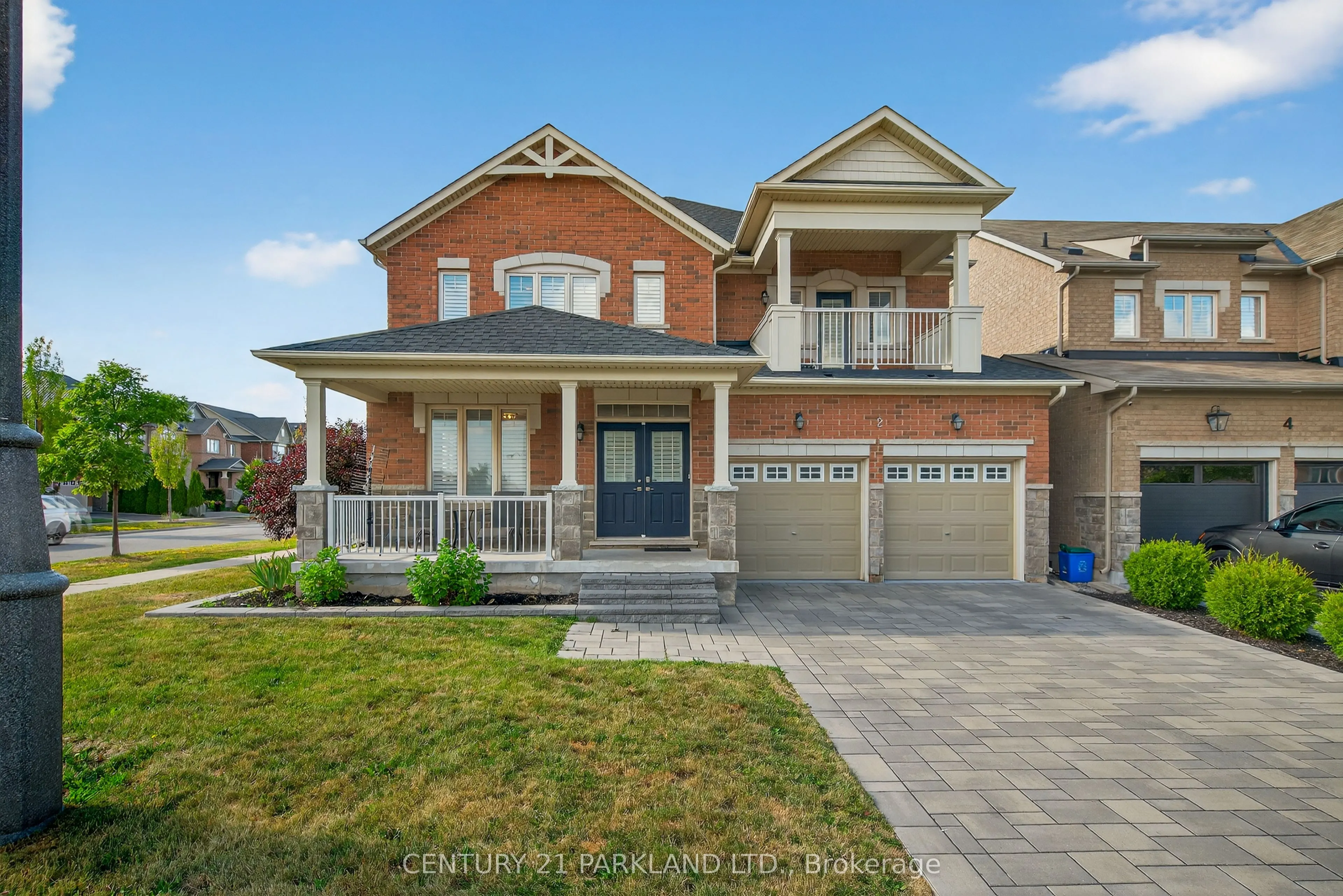 2 Farmhouse Crescent