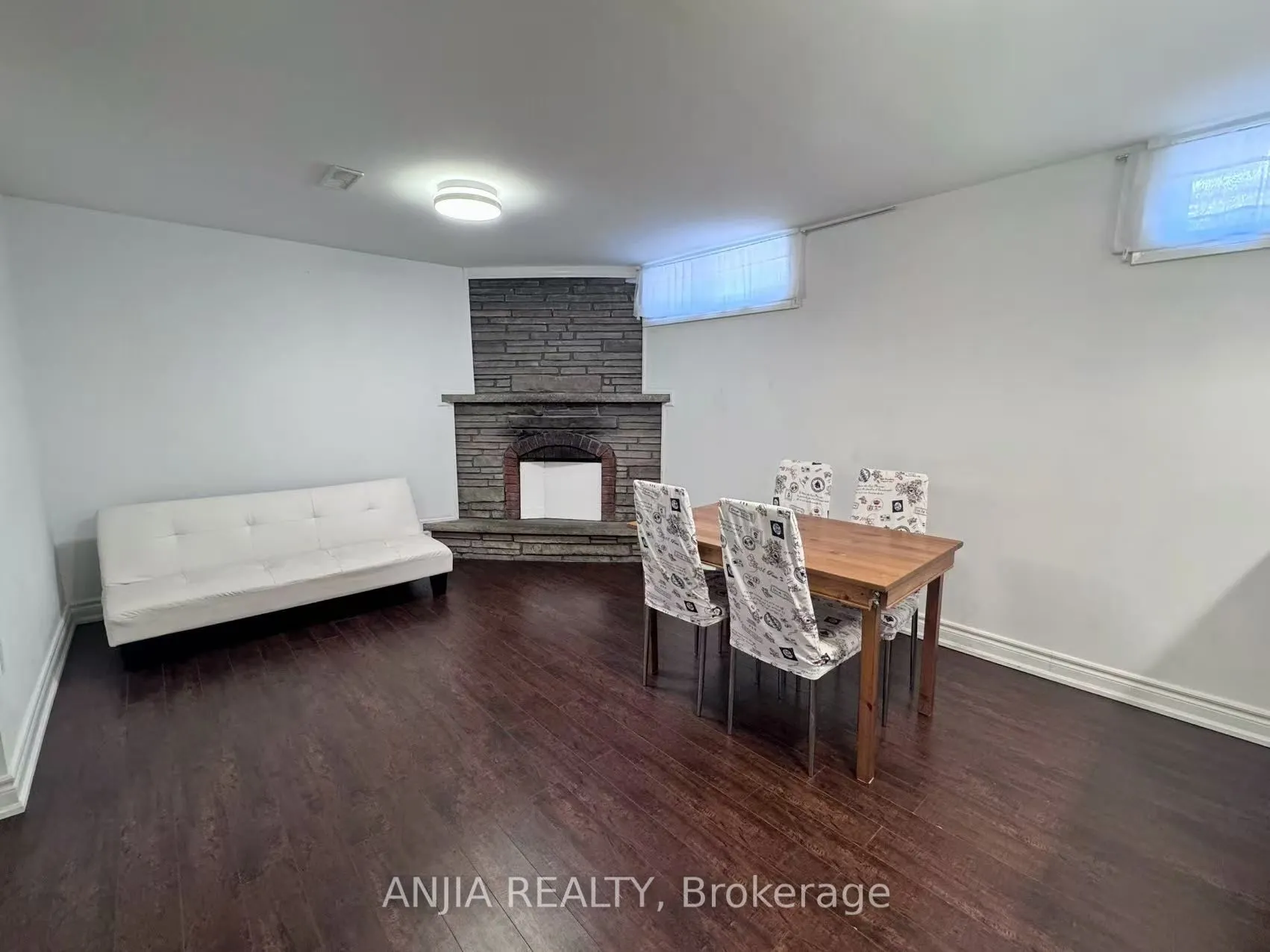 445 Taylor Mills Drive N, #Bsmt