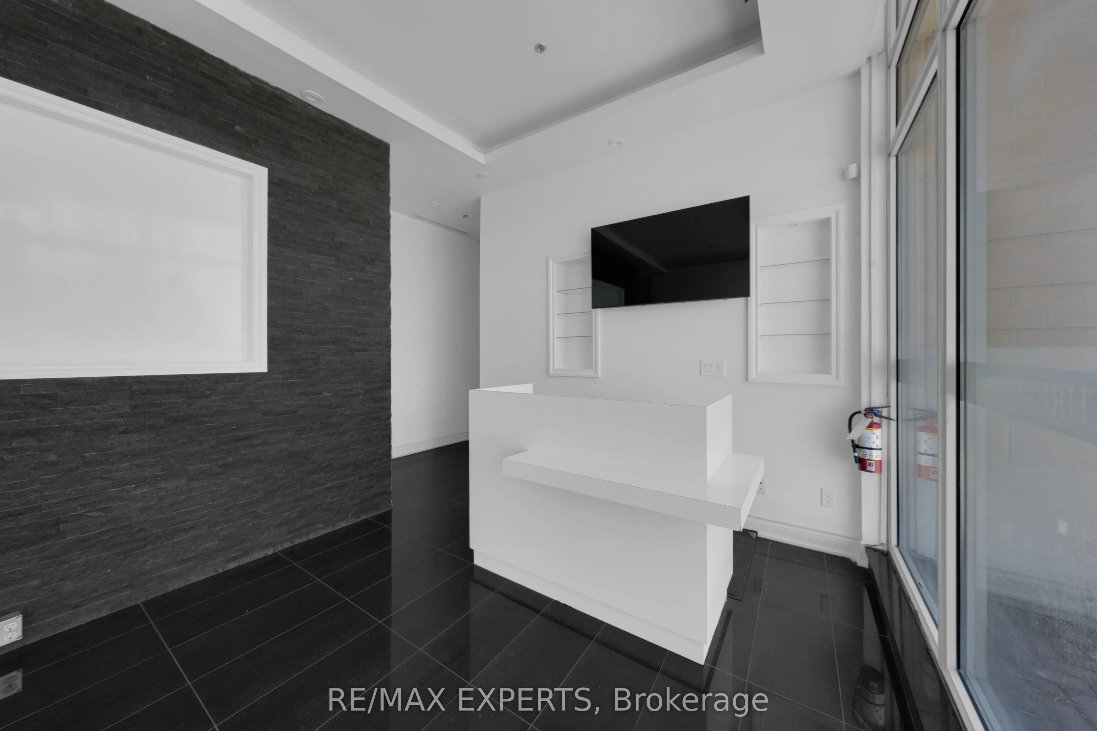 10211 Keele Street, #118