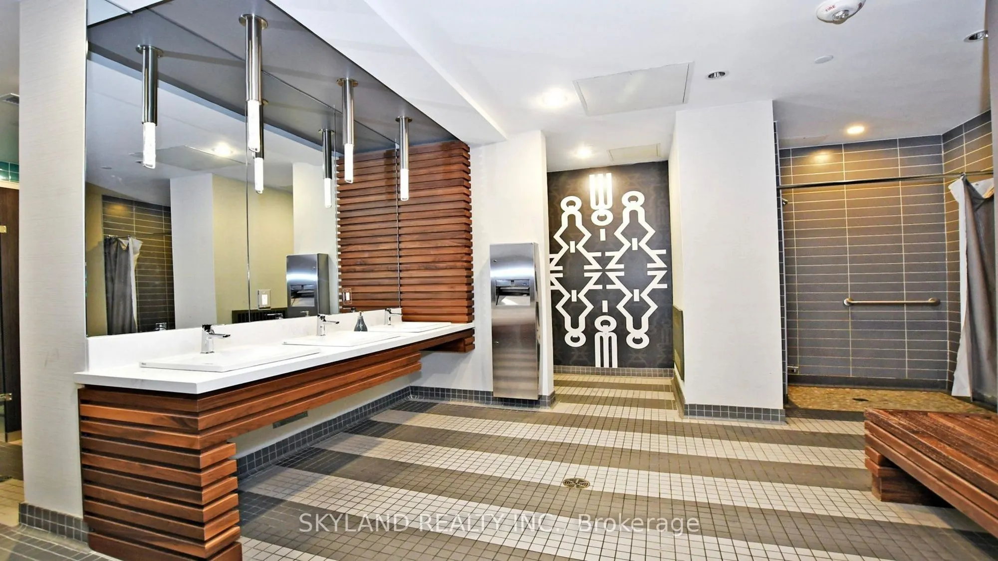 9201 Yonge Street, #NW 406