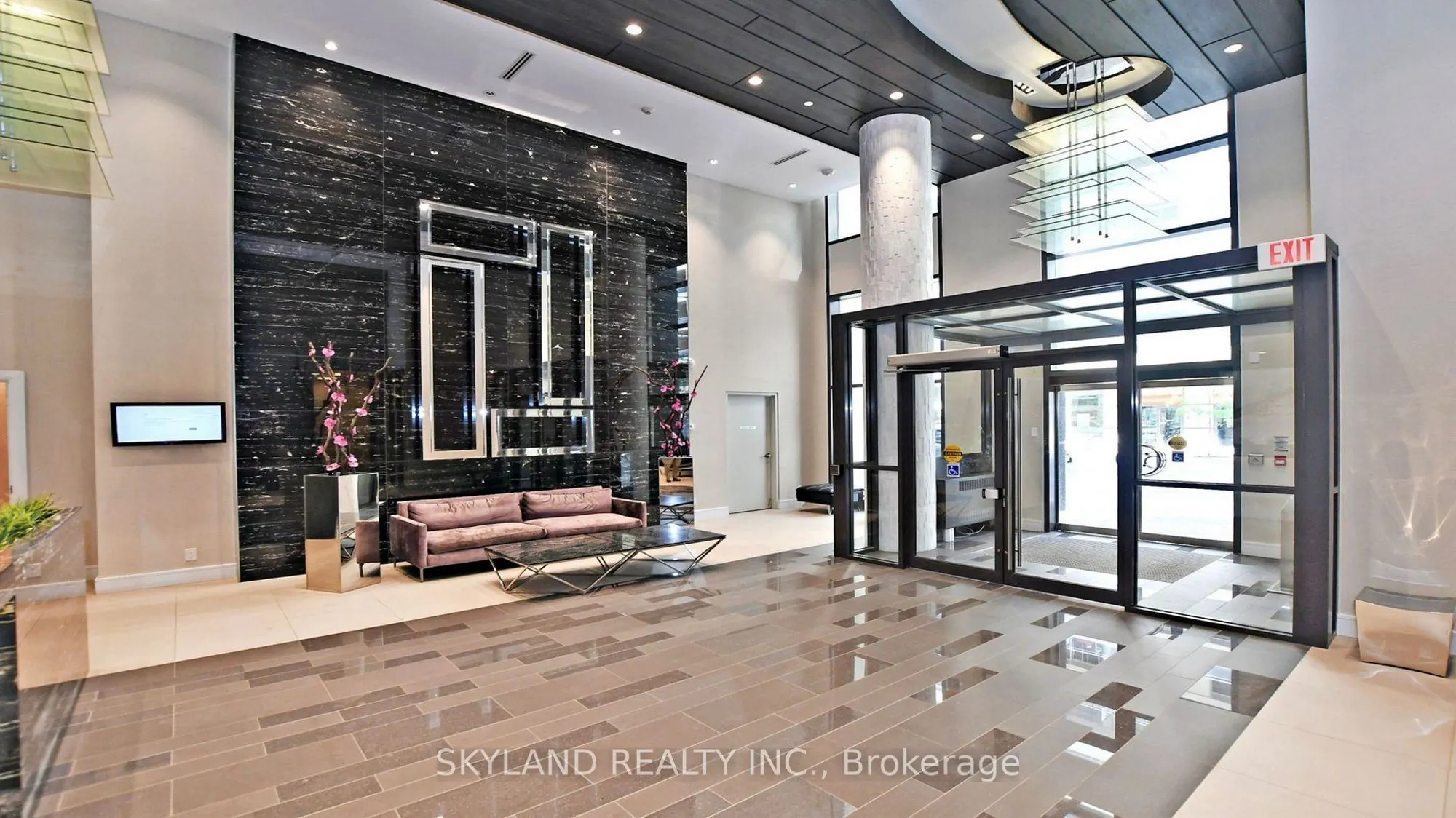 9201 Yonge Street, #NW 406